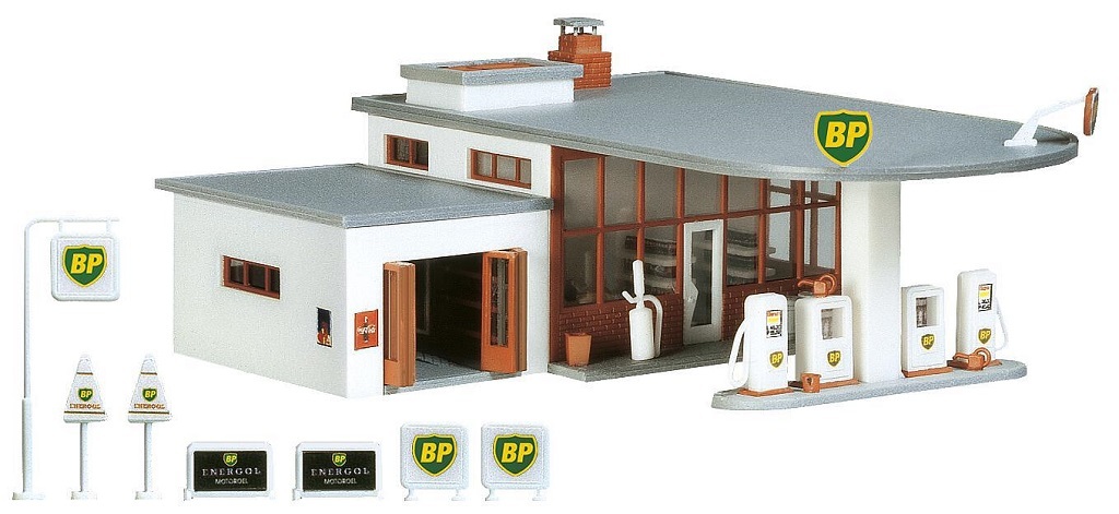 Faller 232219 N scale BP petrol station kit.