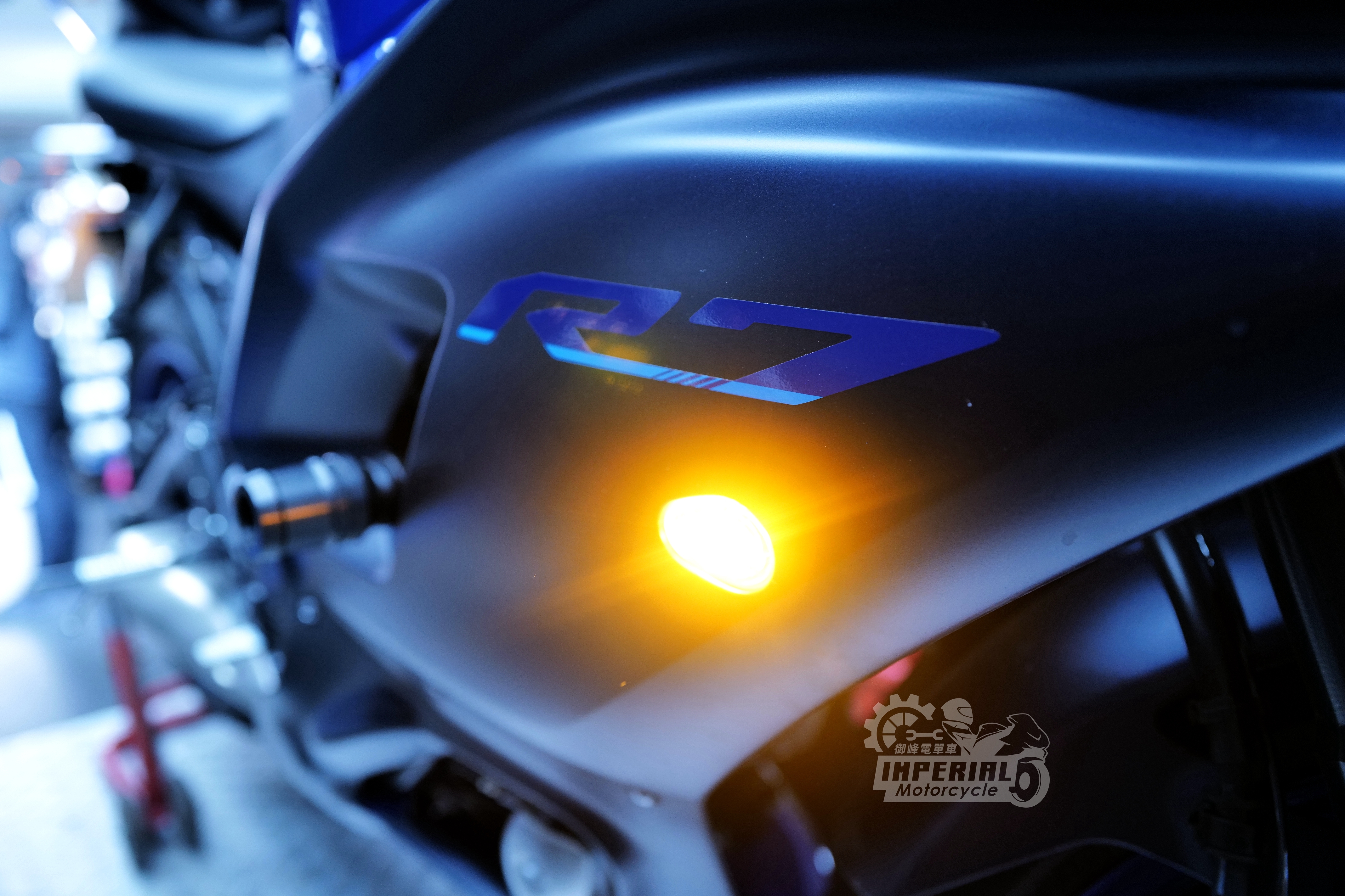 TST GTR 方向指揮燈 (預訂)