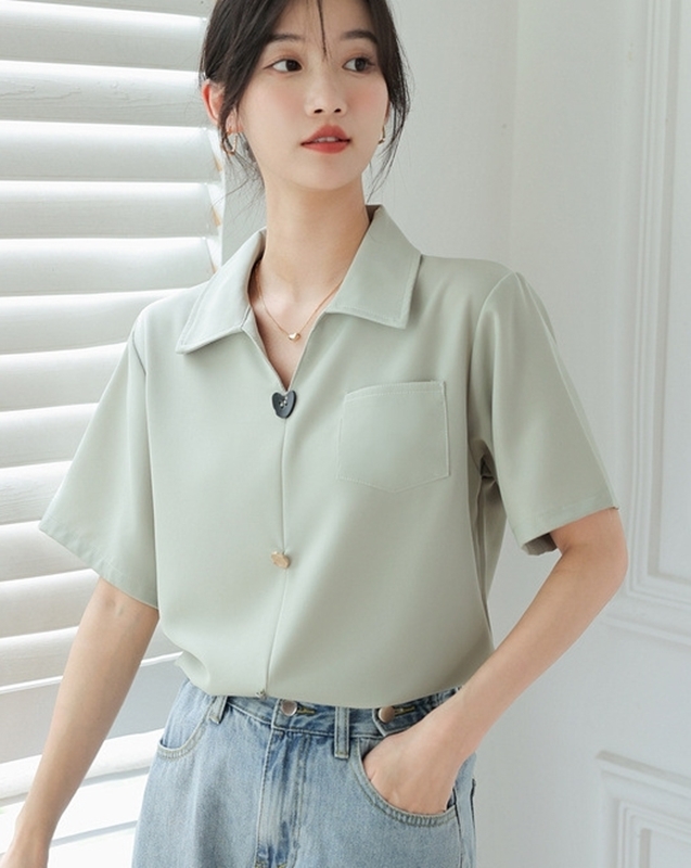 立領造型釦雪紡上衣 兩色