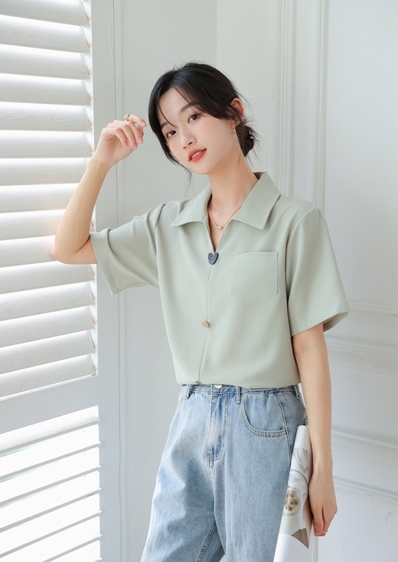 立領造型釦雪紡上衣 兩色