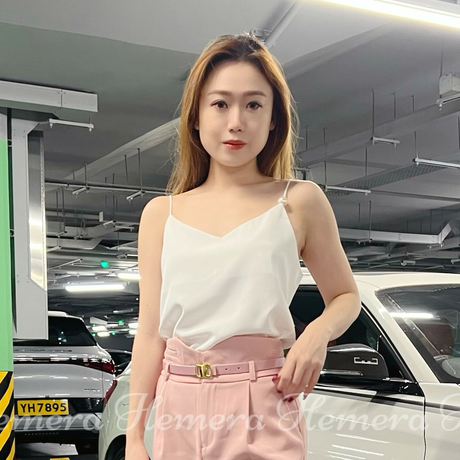 IN STOCK: 粉絲福利: TP23W0312粉絲福利款珠珠大V領吊帶