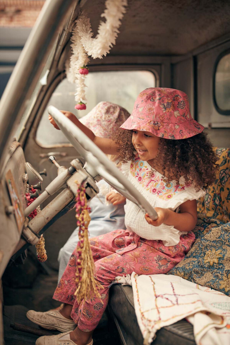 Louise Misha-Jaya Top彩色花朵刺繡上衣(White)