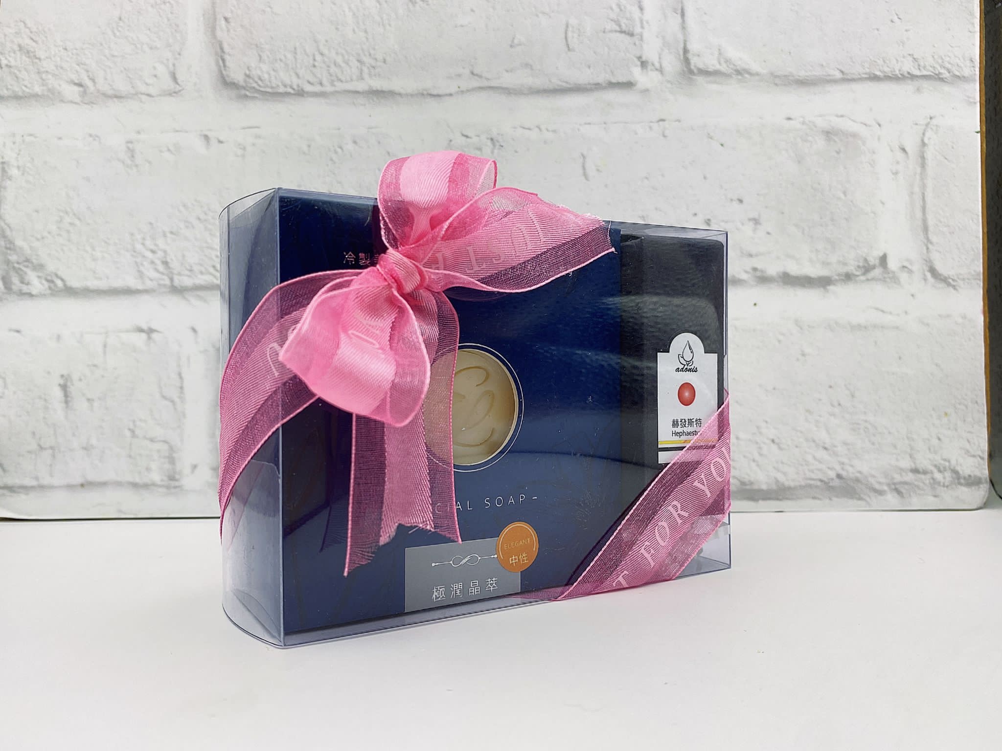 【鴻琴生活】愛媽咪晶萃頂級美膚極潤禮盒