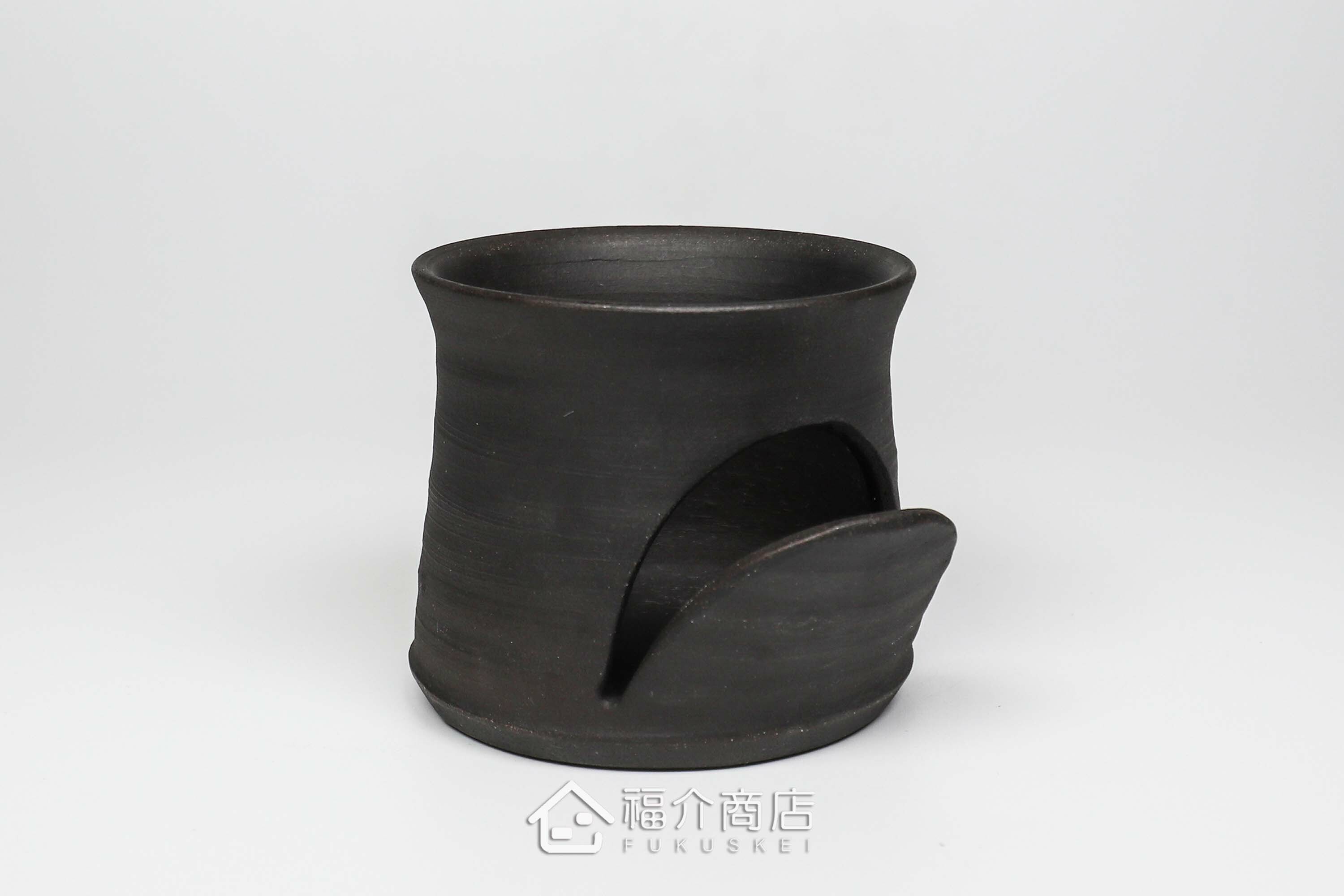 可將使用完的茶壺與壺蓋分開瀝乾的黑色蓋架