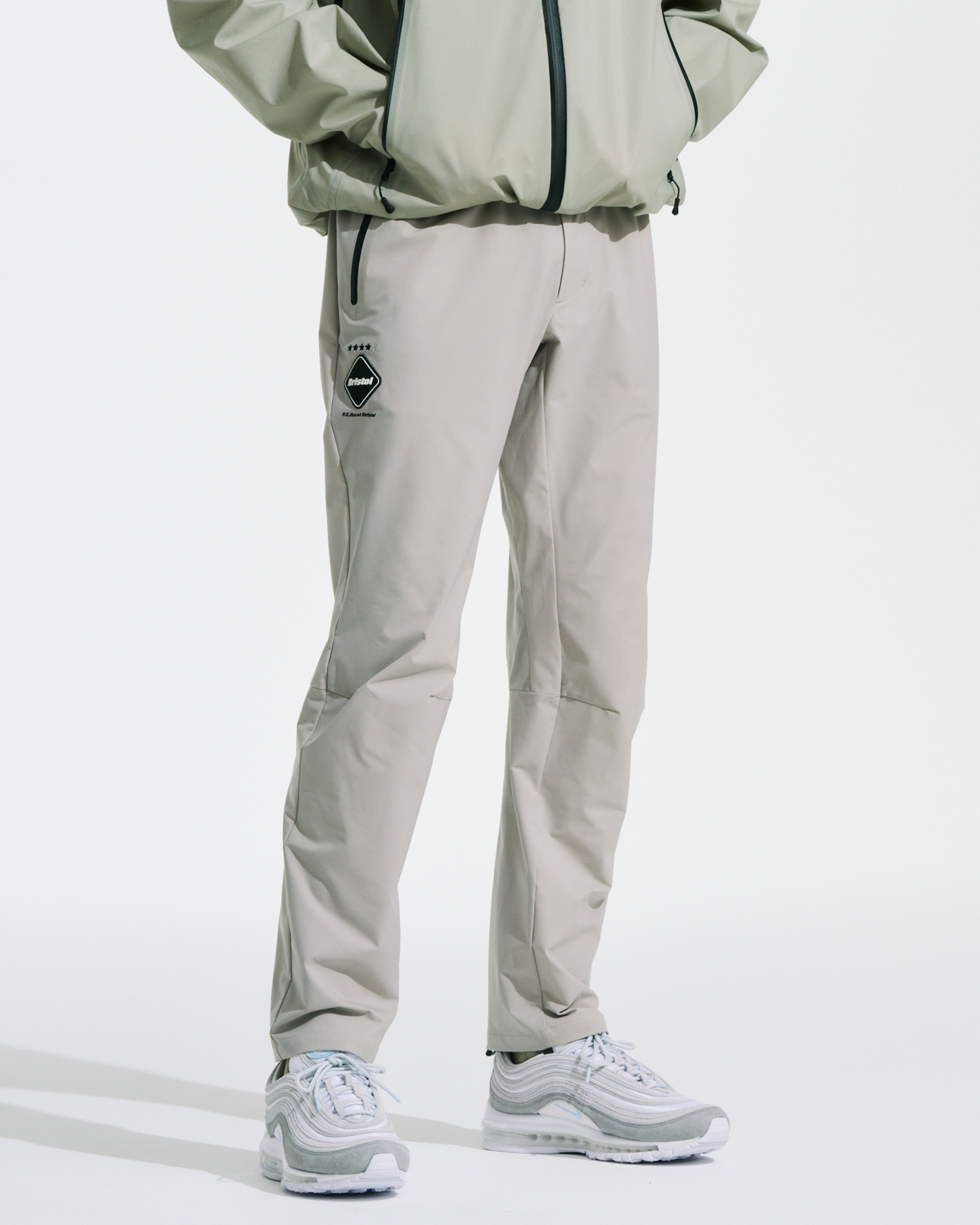 F.C.Real Bristol WARM UP PANTS M 新品・M】 ブリストル WARM UP