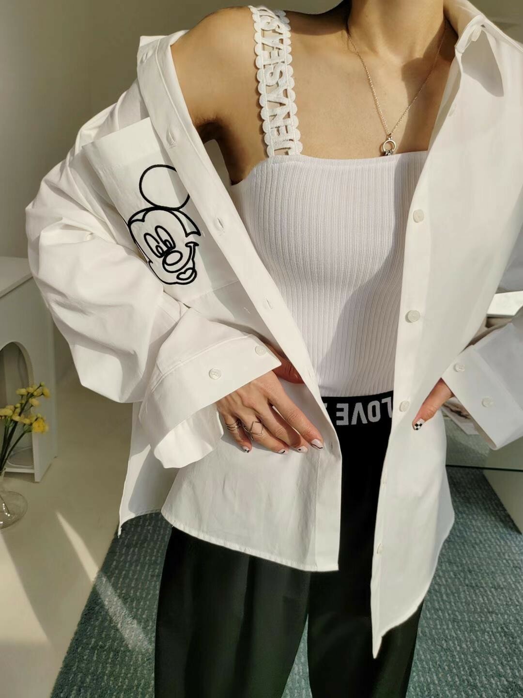 2303227白色米奇襯衫