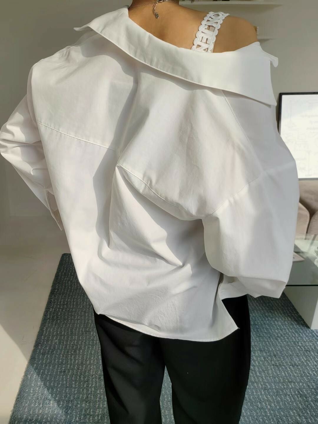 2303227白色米奇襯衫