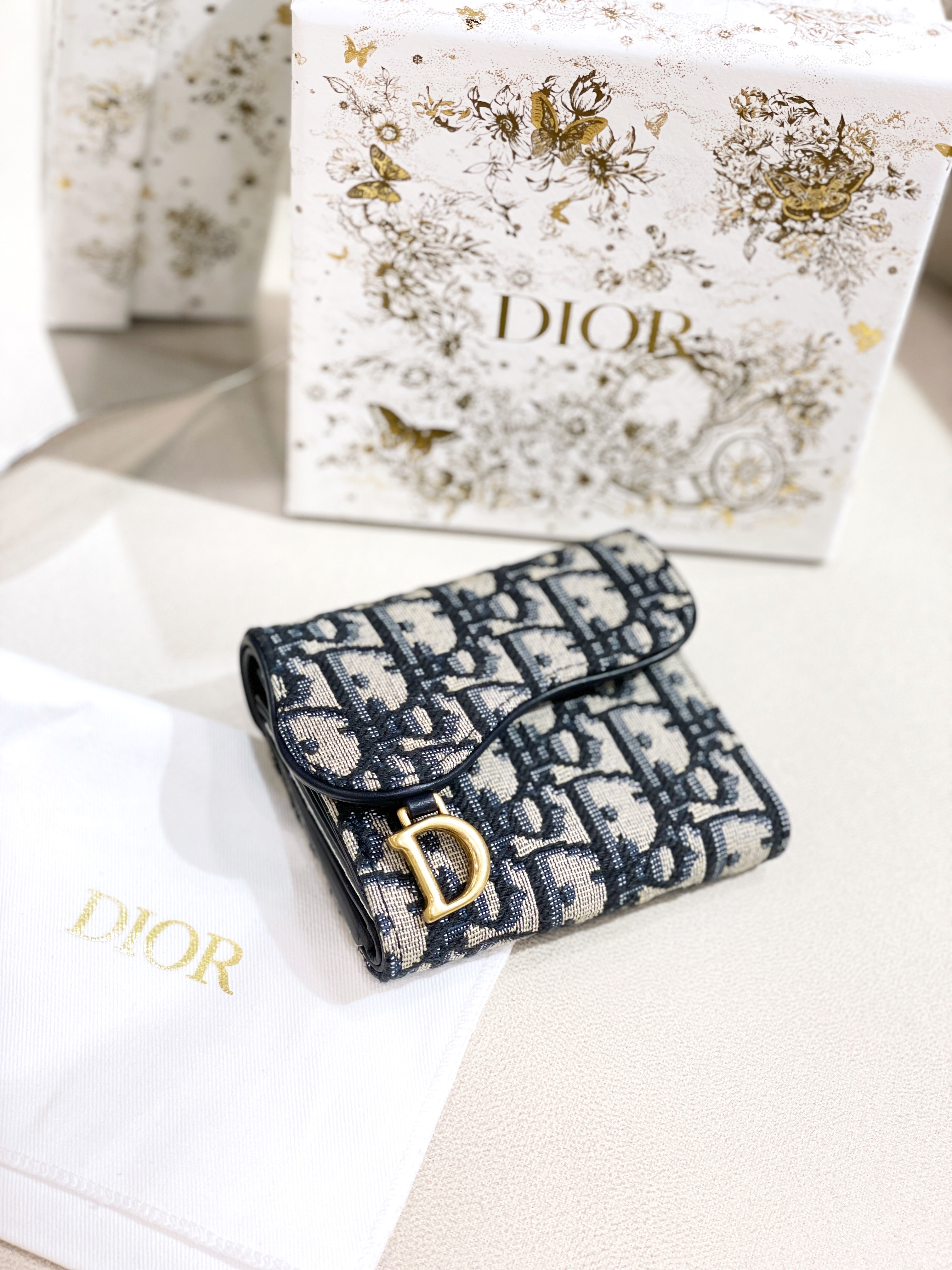 DIOR Saddle Lotus Wallet