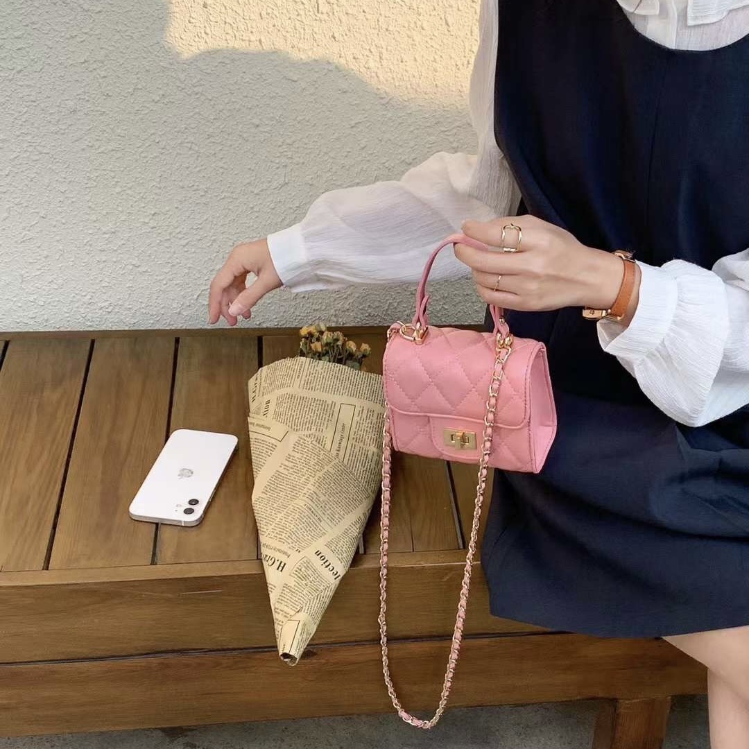 精緻Girl必備｜菱格手提斜背小包