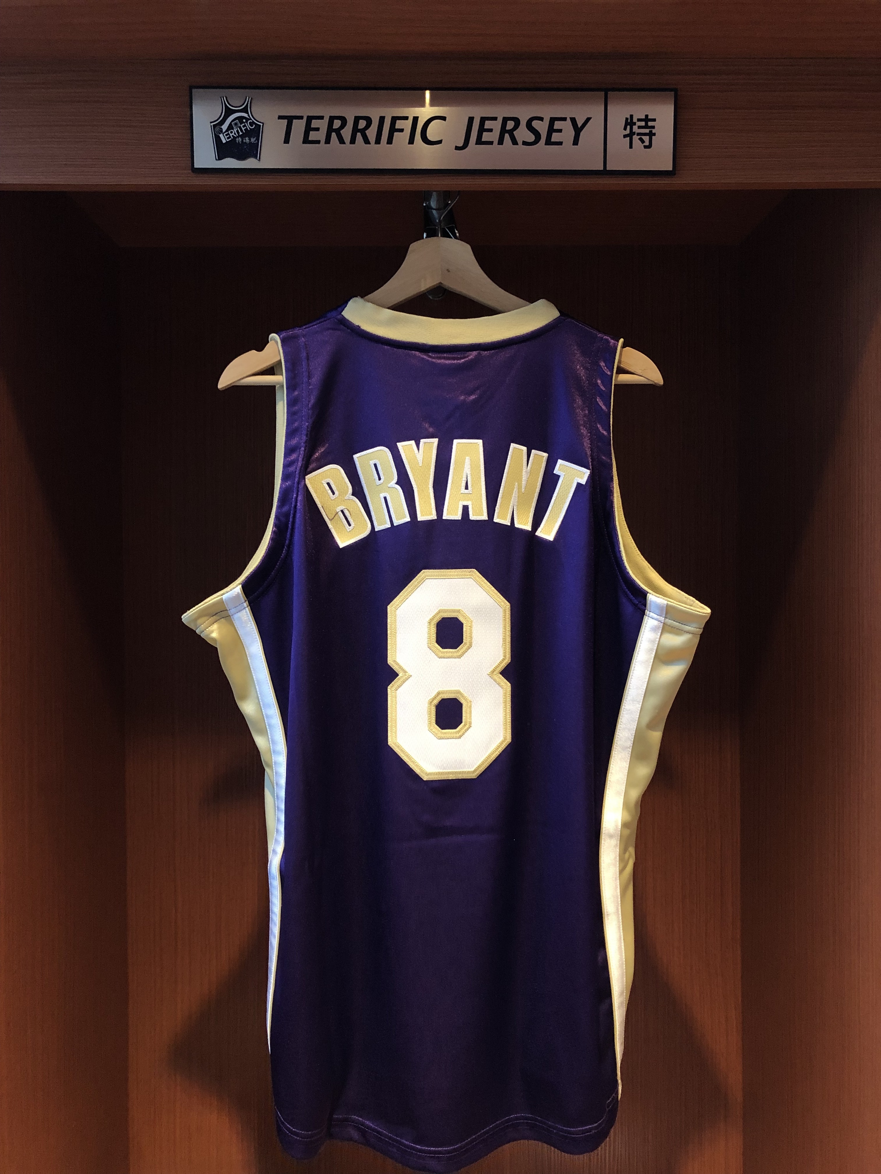 NBA球衣 Kobe Bryant 洛杉磯湖人 名人堂 紀念紫 #8 96-16紫 M&N Authentic 球員版 電繡 主場限定 全新