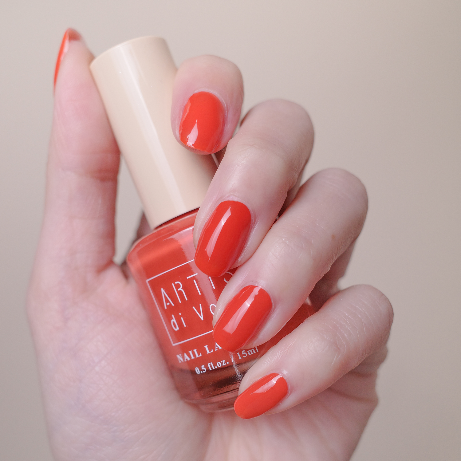 ARTiS di Voce 彩色指甲油 LC48