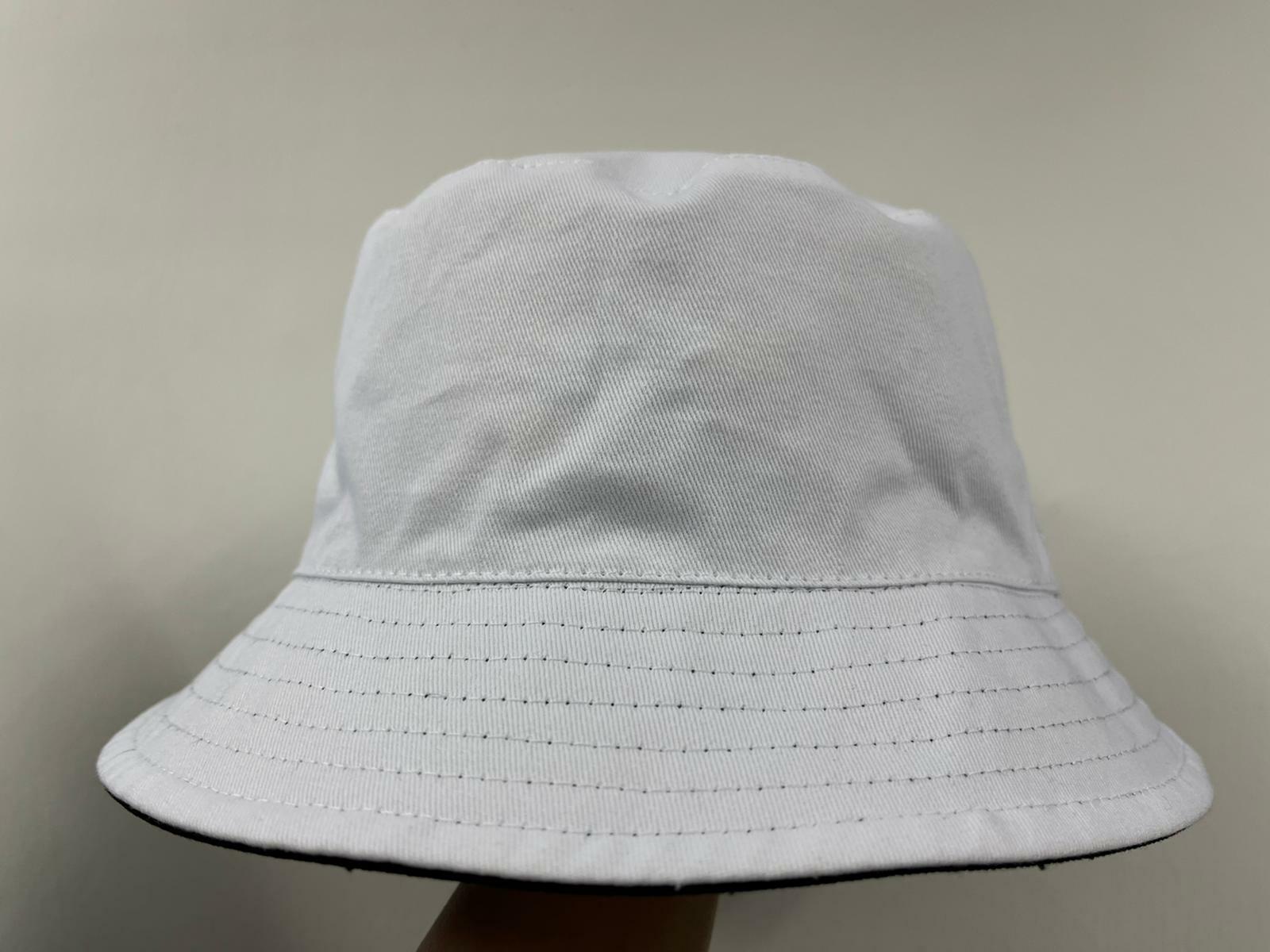 THIS IS NOT A JOKE 櫻花刺繡 雙面漁夫帽