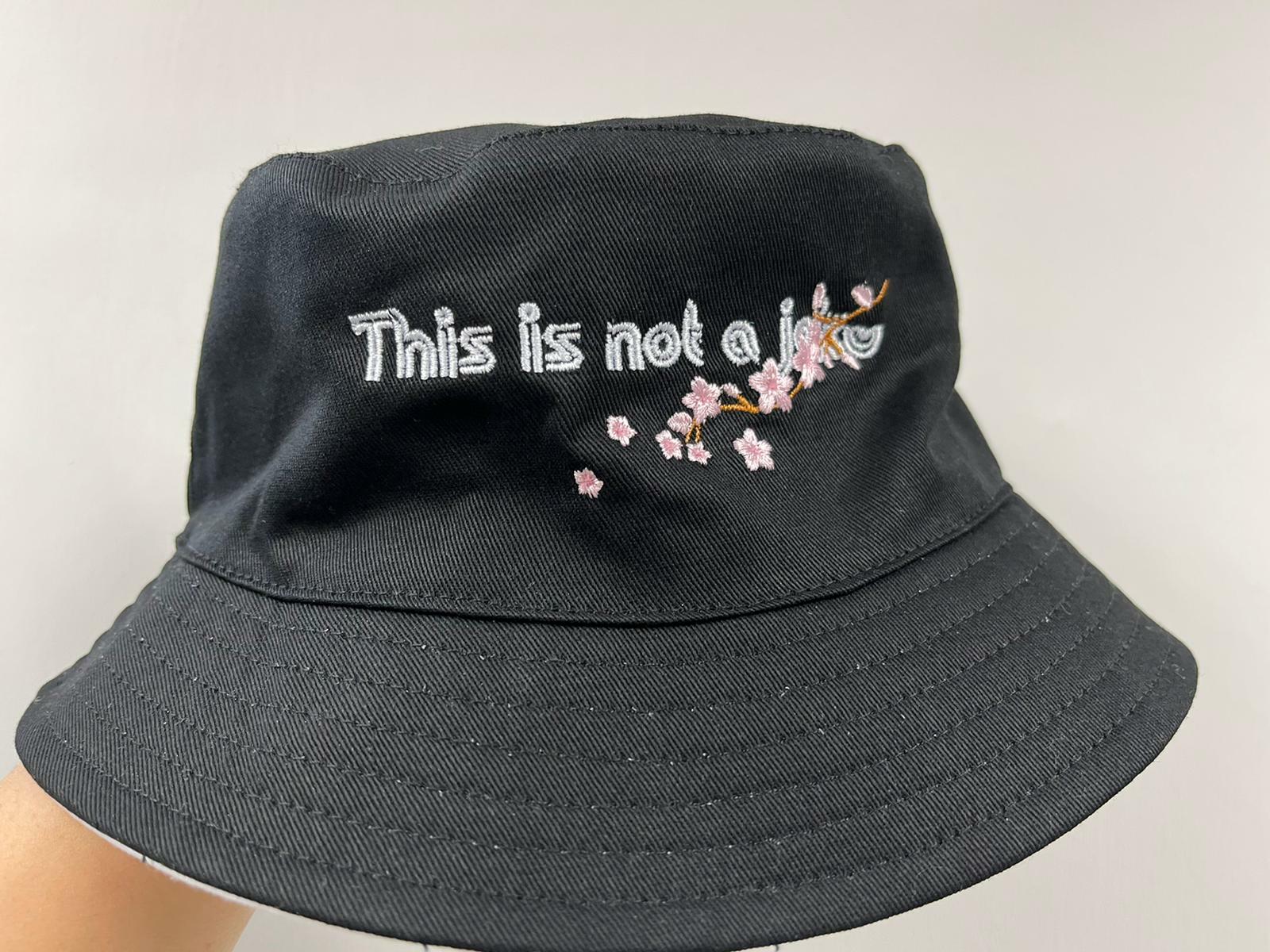 THIS IS NOT A JOKE 櫻花刺繡 雙面漁夫帽