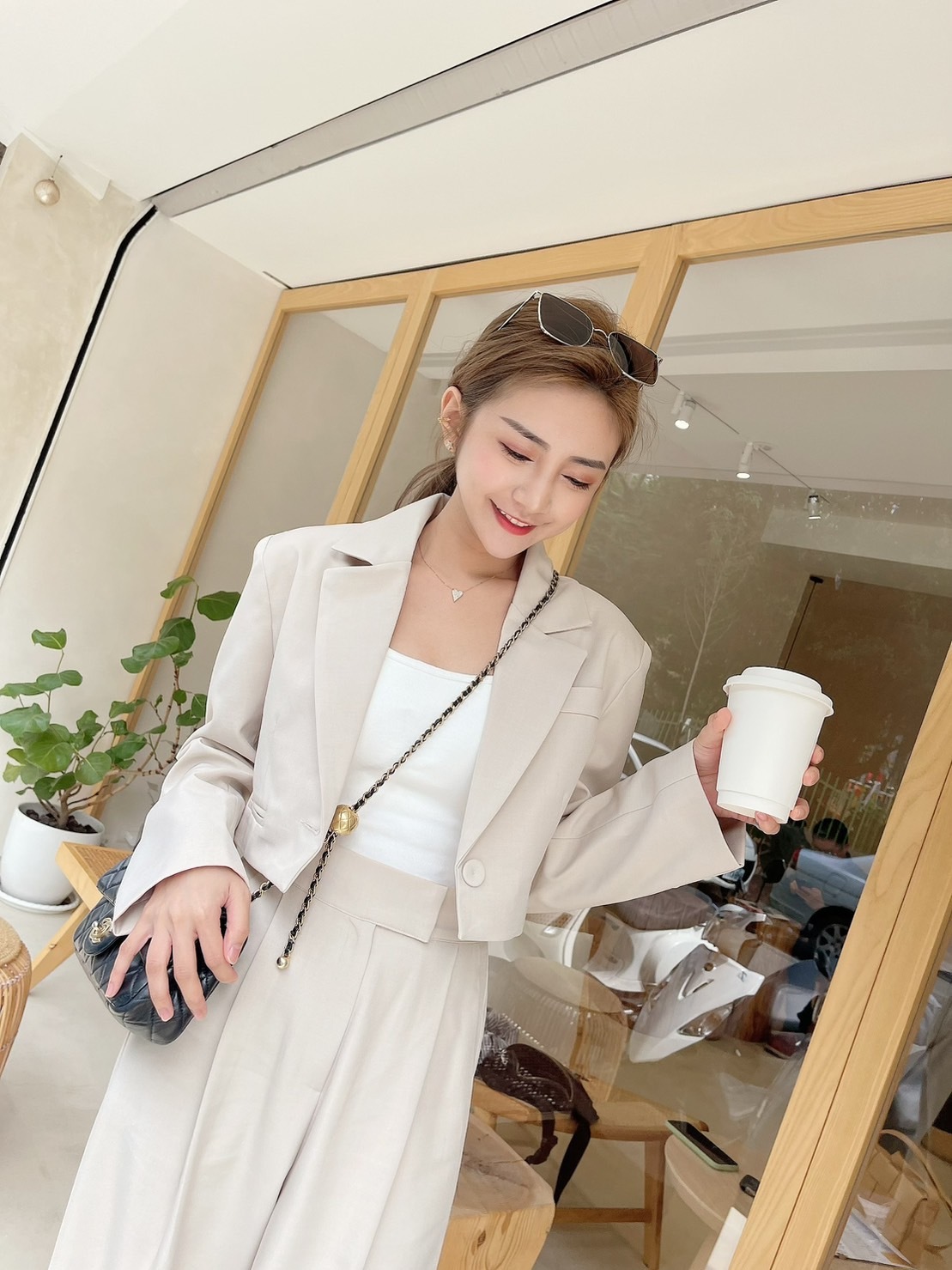 🔥03.08直播新品］♥️歐膩ㄉ最愛］🇰🇷正韓超美修身高質感西裝外套+寬褲（米杏/兩色，可分開購買）