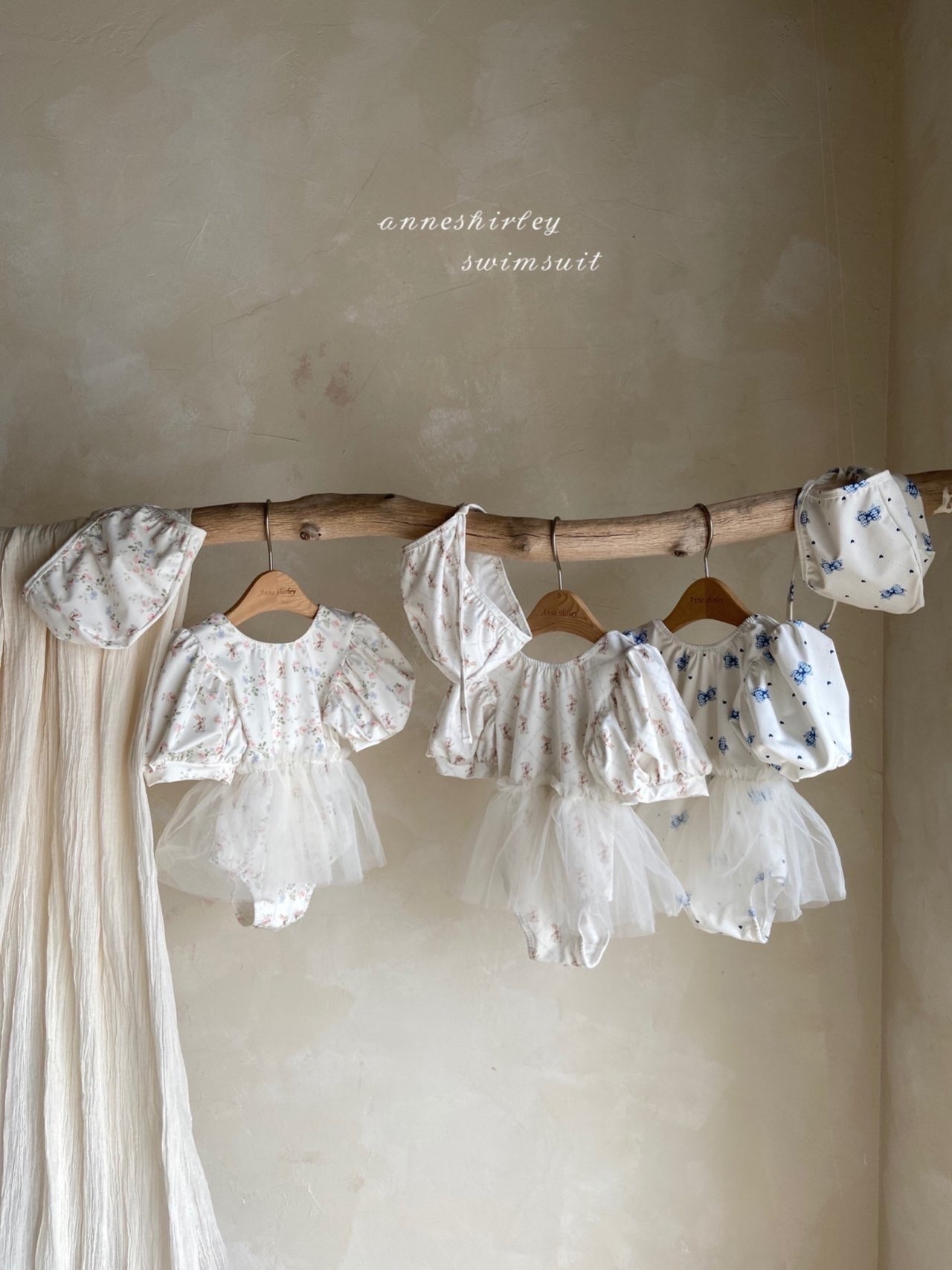 (現貨) 韓國童裝swimsuit set BB女童泳衣裙仔(連泳帽)