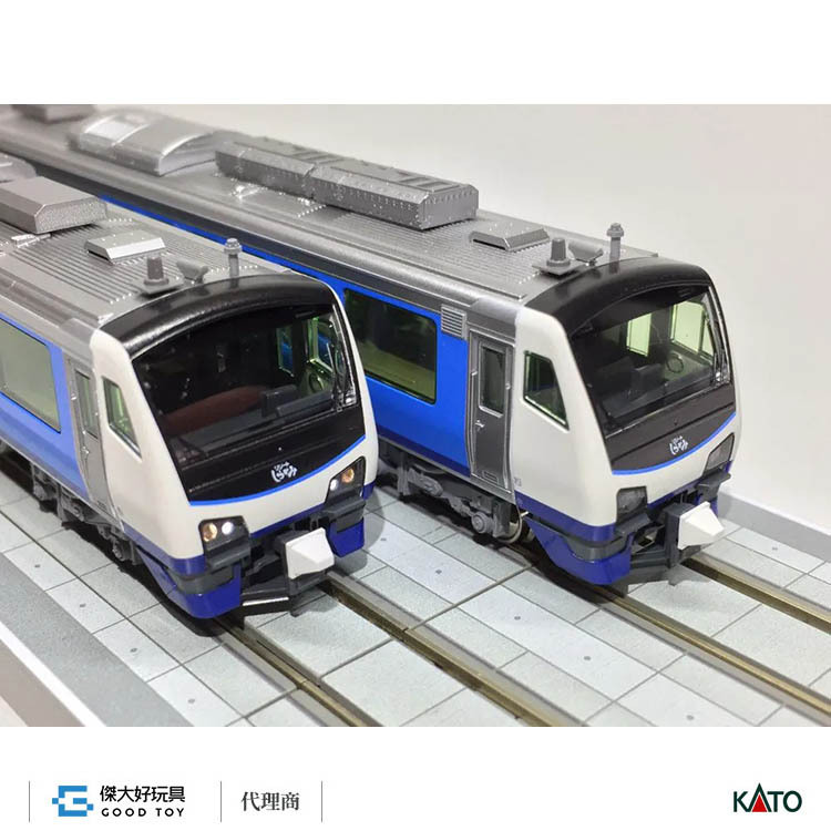 KATO 10-1367 柴油客車HB-E300系「Resort 白神號列車」(青池編成) (4輛)