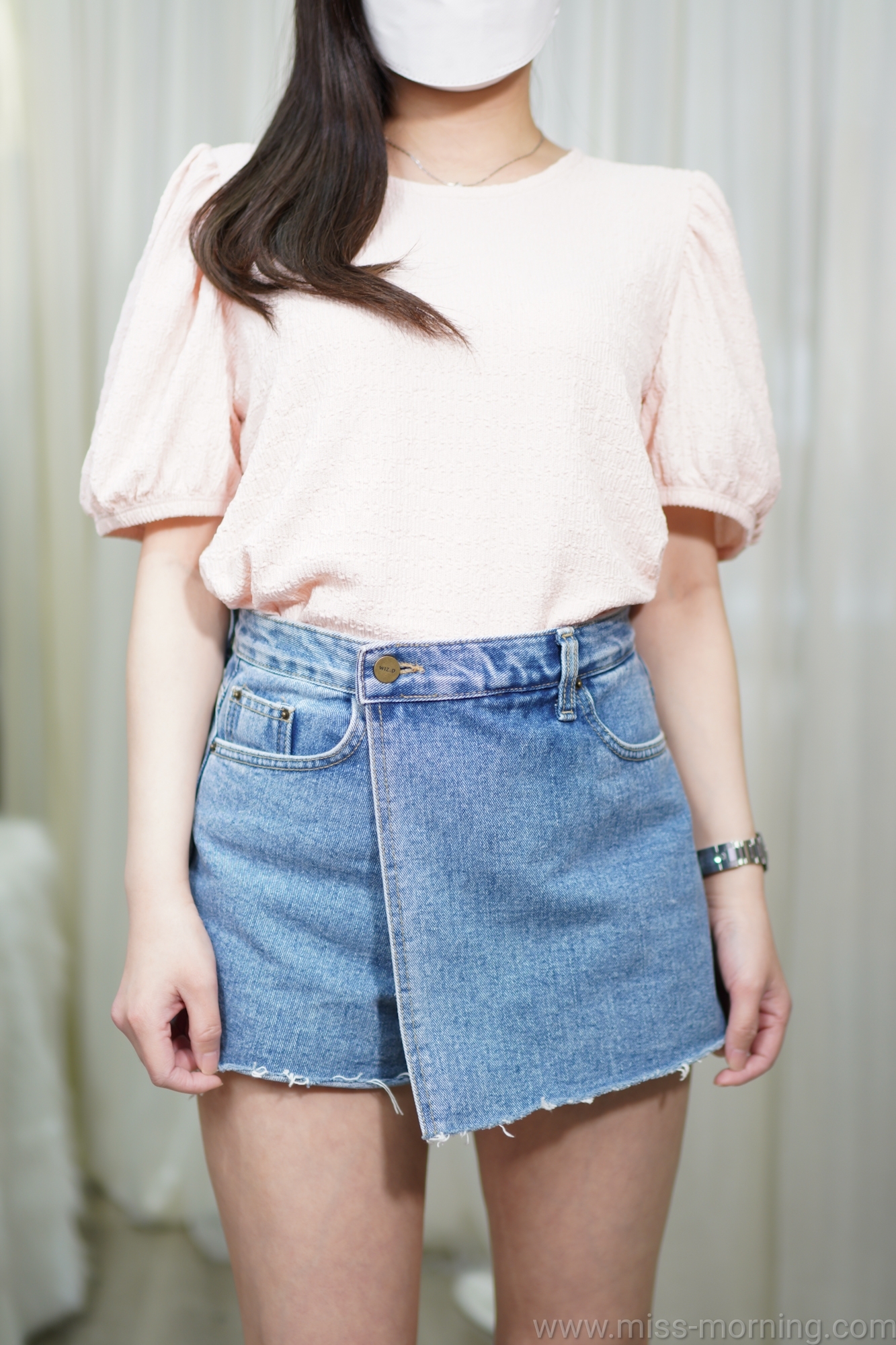 軟熟暗壓花上衣(13057)