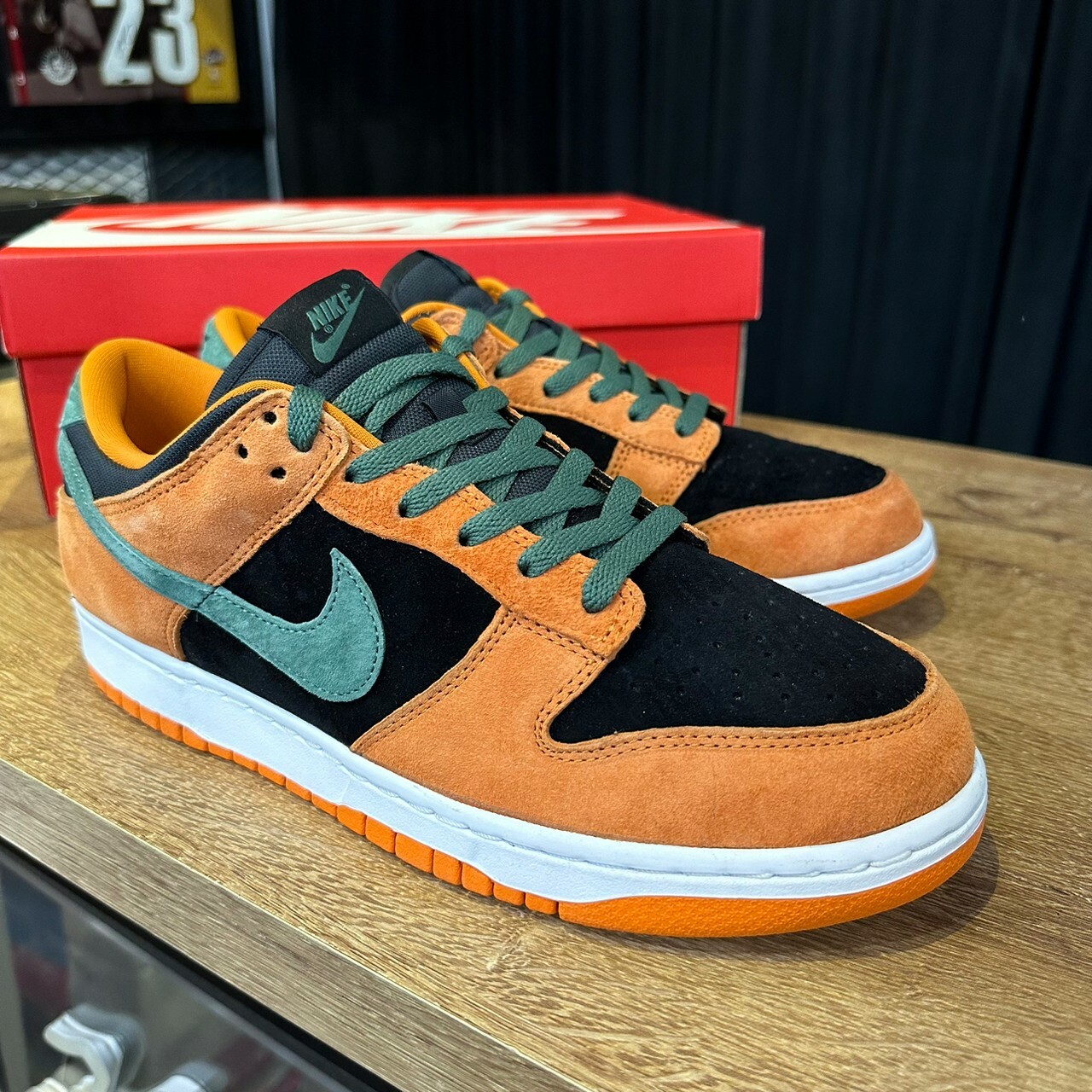 二手商品】NIKE DUNK LOW CERAMIC 黑橘低筒休閒鞋【DA1469-001】