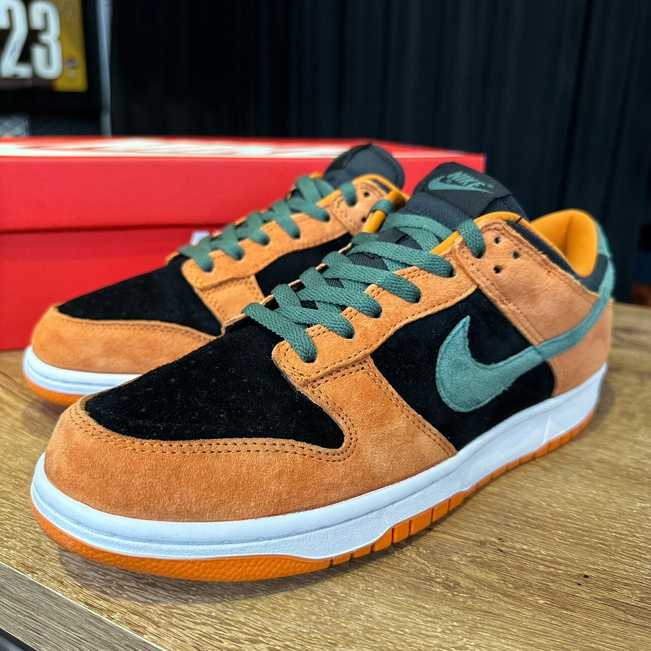 二手商品】NIKE DUNK LOW CERAMIC 黑橘低筒休閒鞋【DA1469-001】