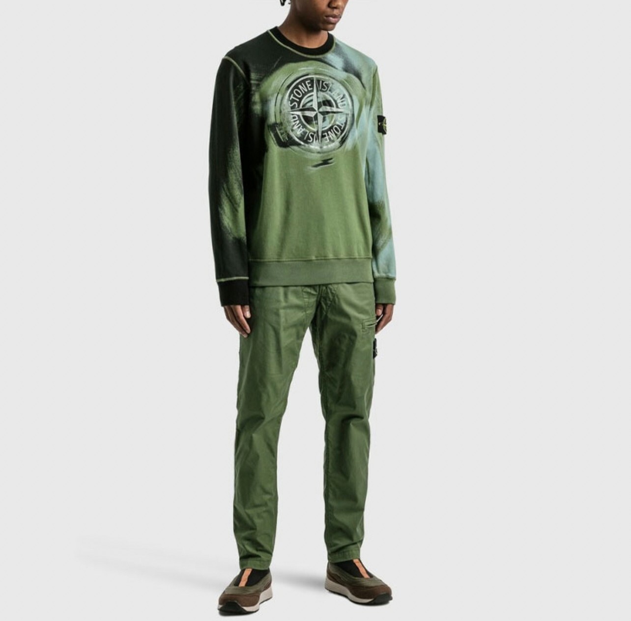 代購 STONE ISLAND FW22 混合LOGO 印花侵蝕染色圖 大學T 男款 綠 MAR-