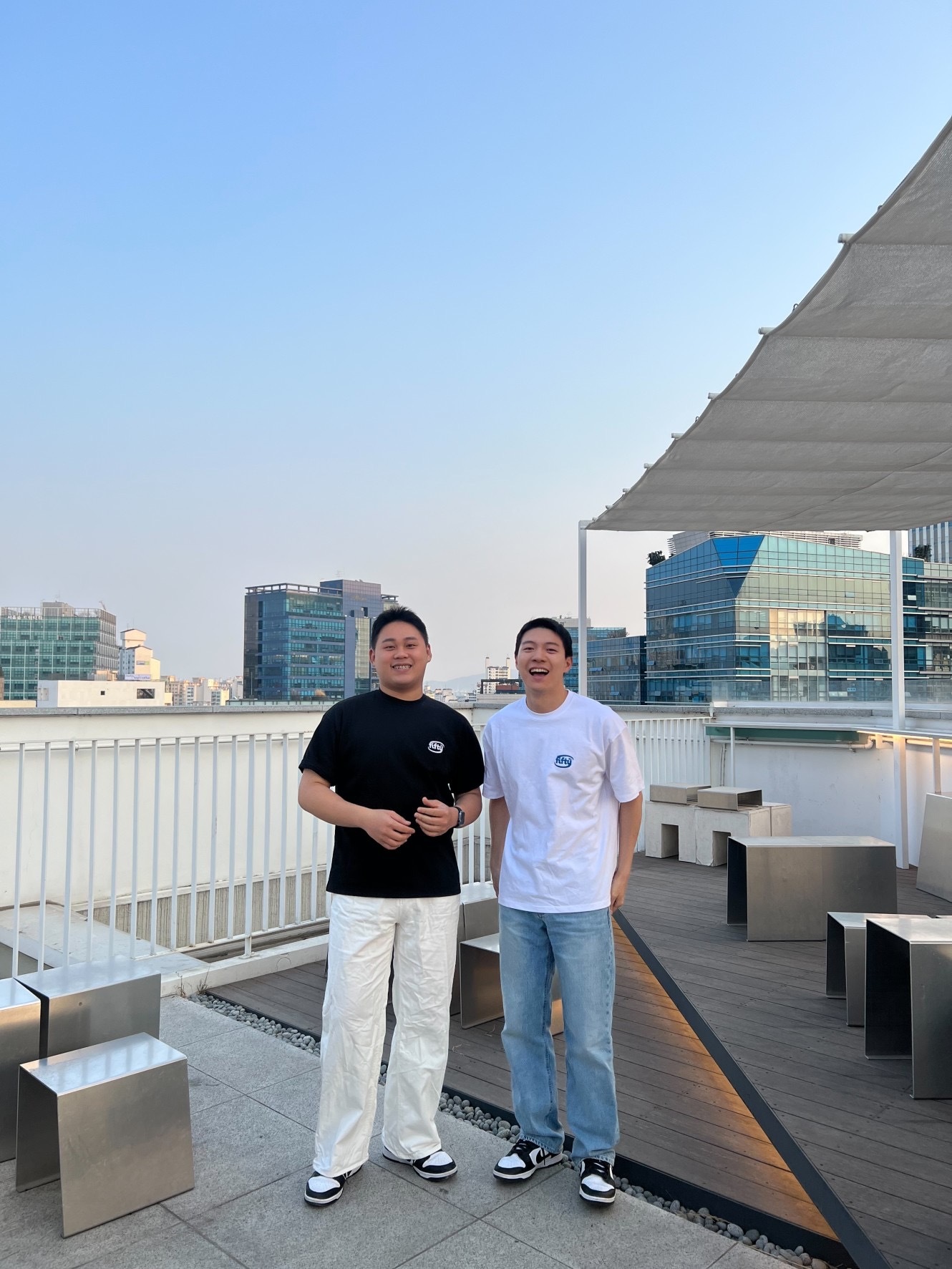 現貨｜fifty 小標短袖T