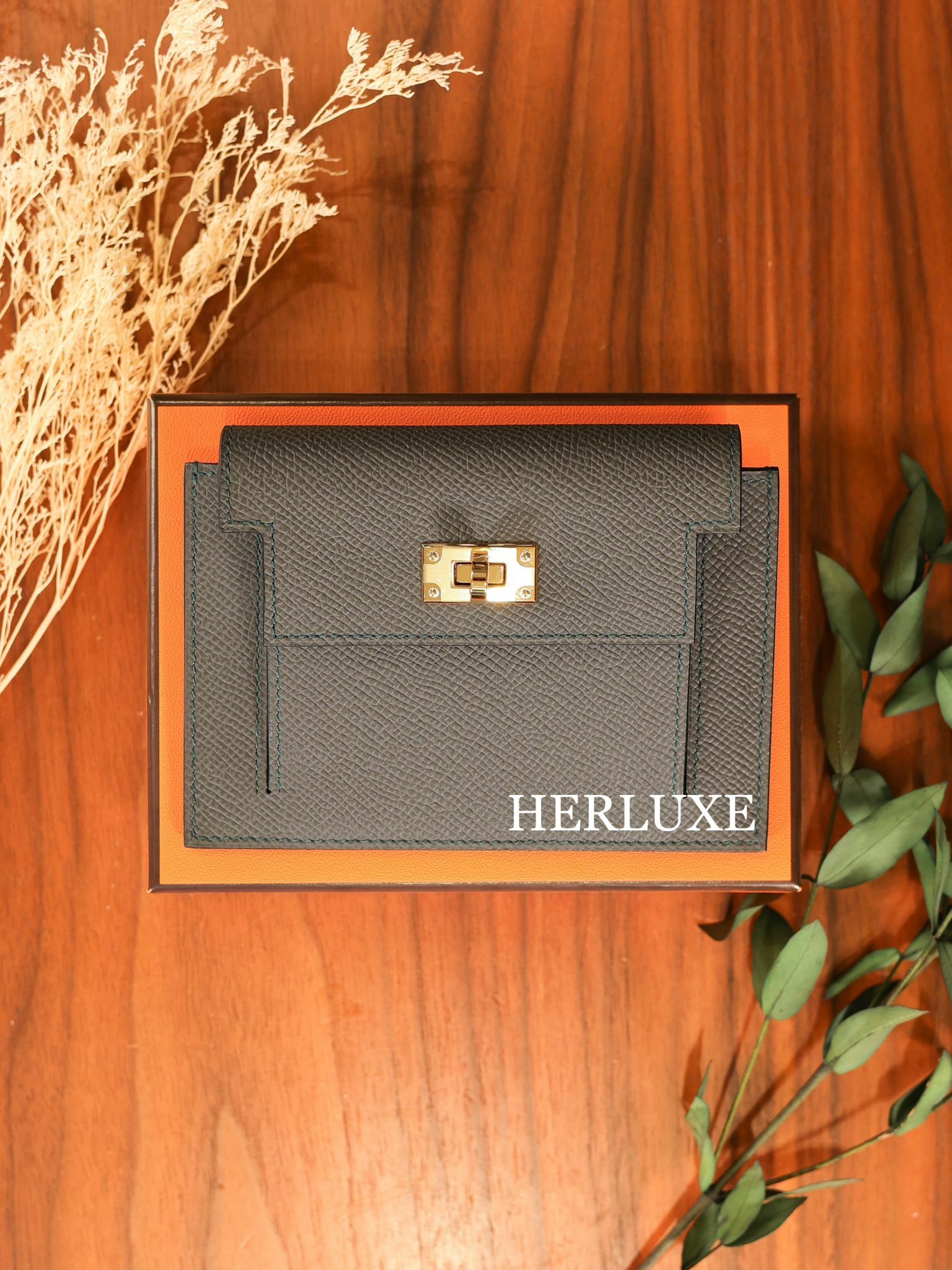 Kelly pocket C6 vert de gris cc epsom U