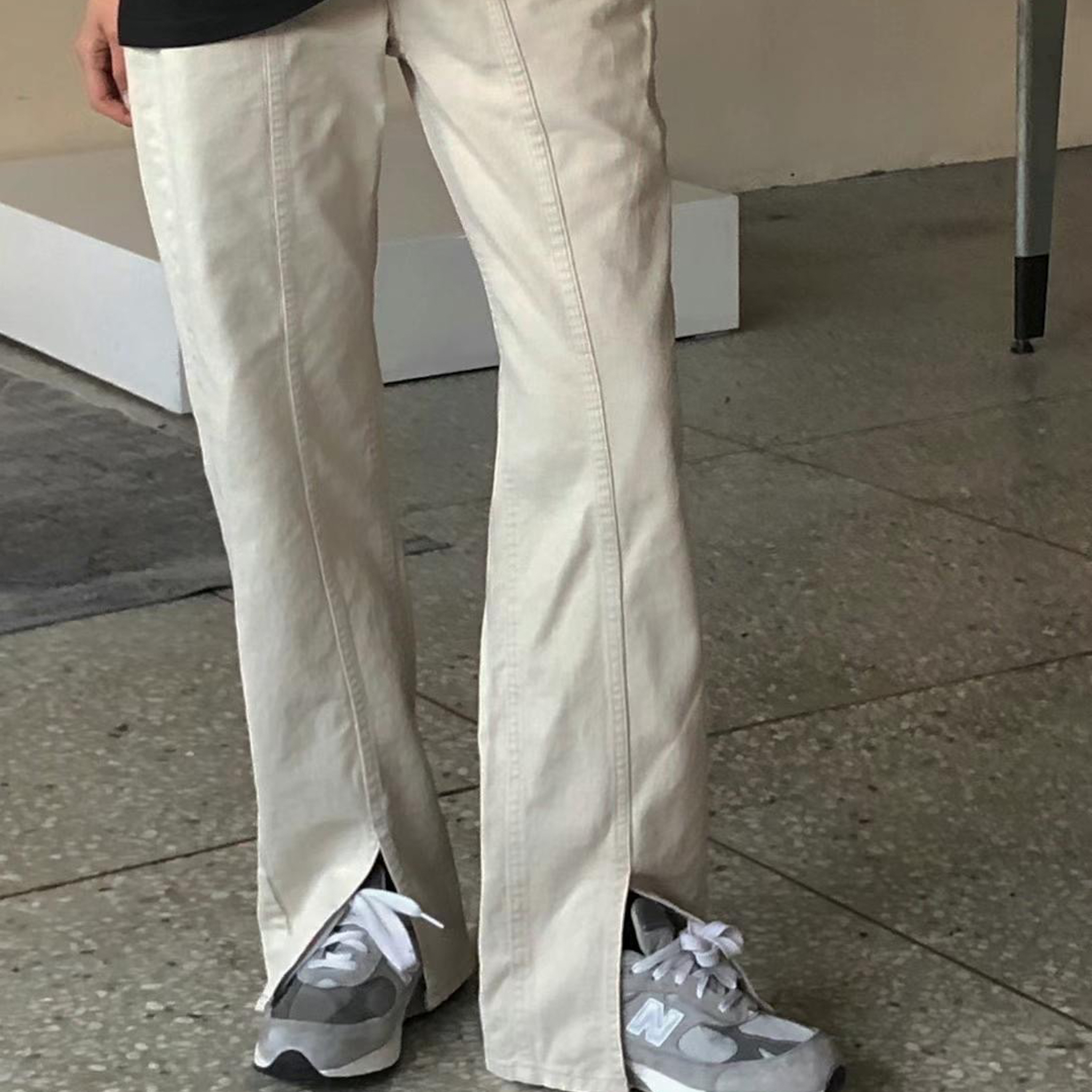 褲管前小衩設計車線落地褲(奶白/M)