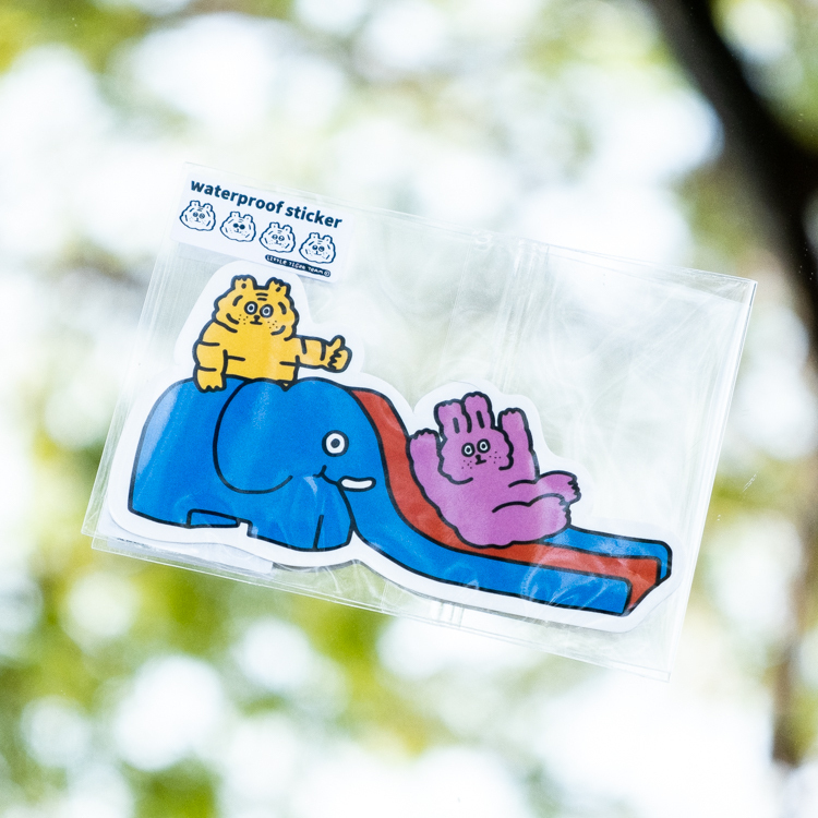 ericoco 小虎day｜防水貼紙｜小虎兔兔溜滑梯