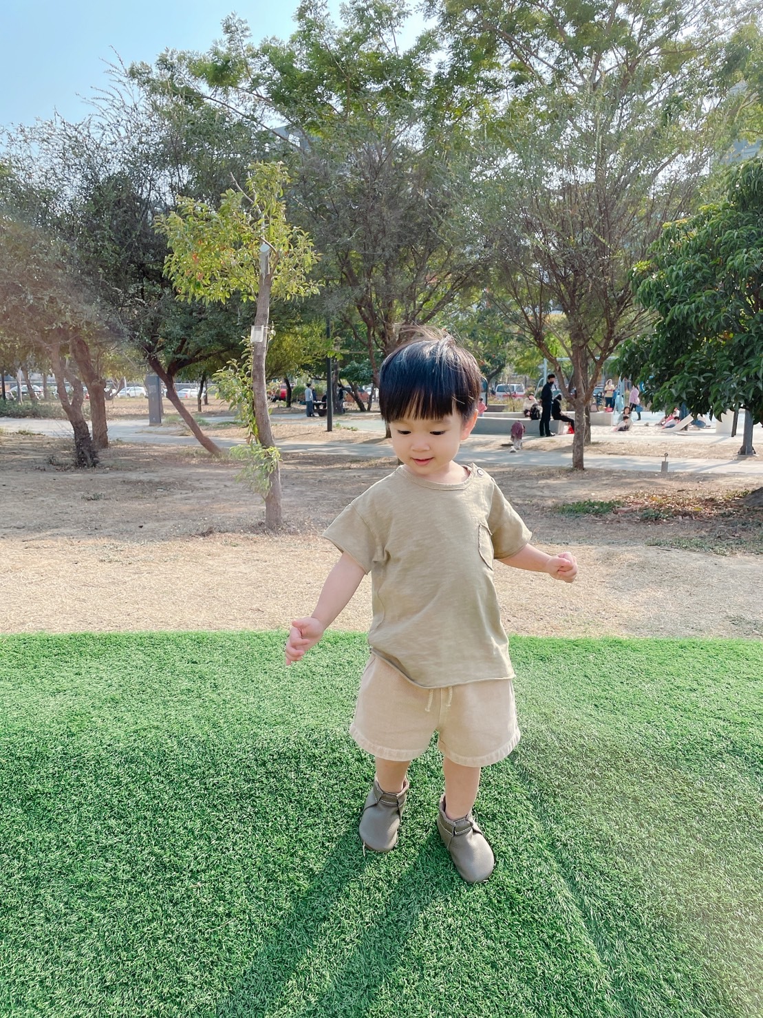 【口水款】葡萄牙Play Up 有機棉斜口袋上衣 - Tea Tree