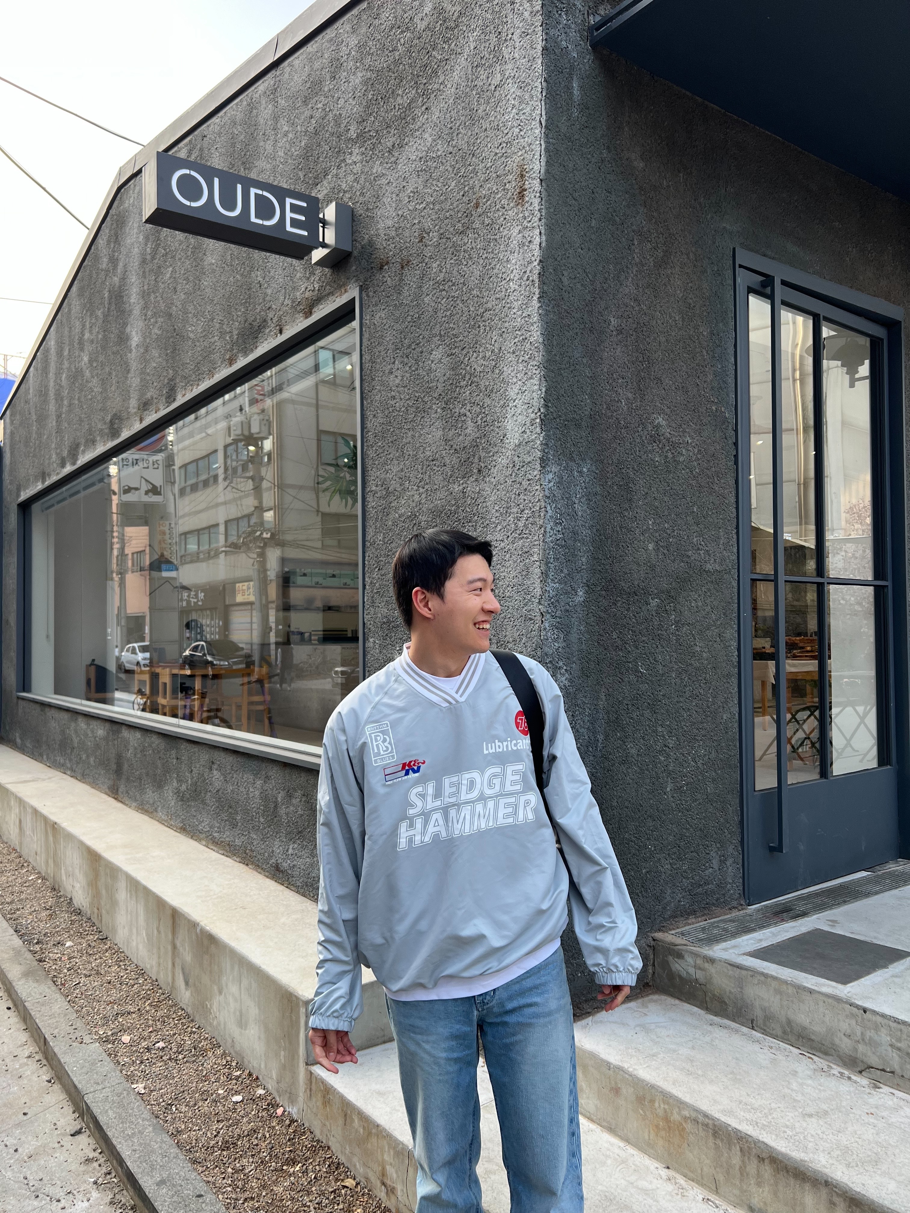 現貨｜V領復古美式橄欖球衣 （黑色）