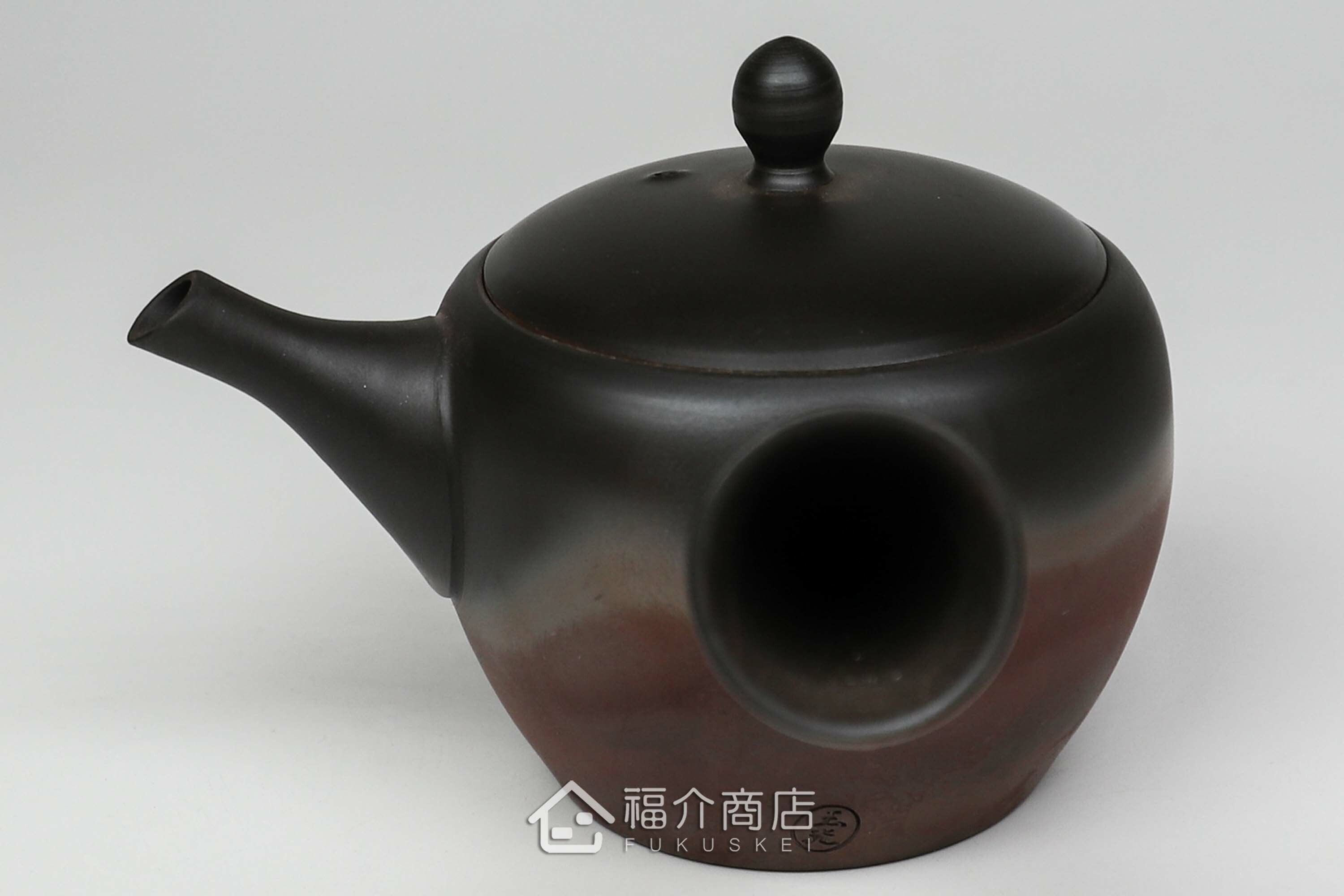 日本傳統工藝士玉光所製作的陶瓷泡茶壺