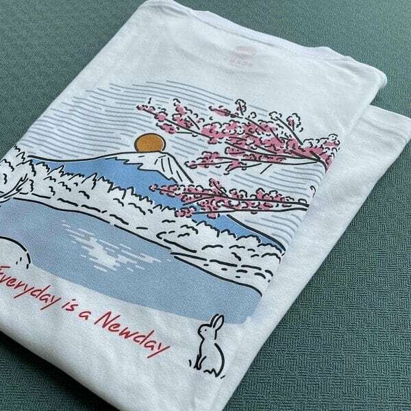 BEAMS JAPAN / 別注 富士山 Tシャツ Everyday is a Newday