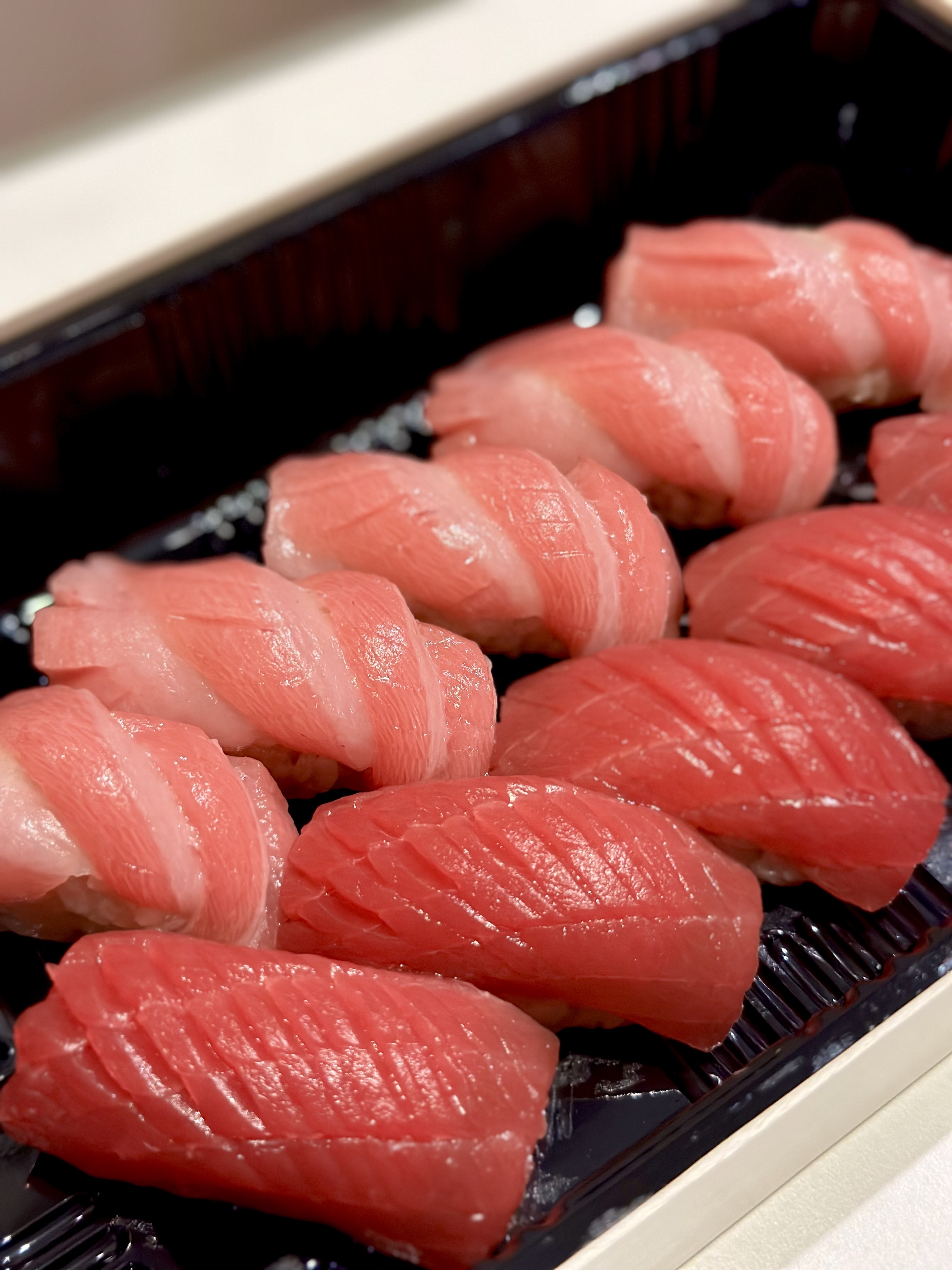 極上拖羅壽司拼盤