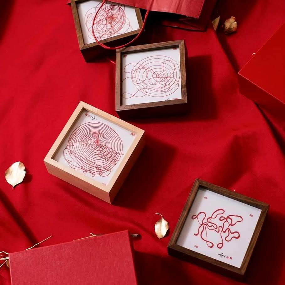 一筆畫設計系列 - 木質藝術燈箱