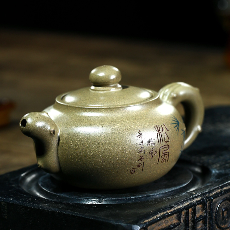 【道洪松韻】-- 砂壺穩重大方、精工細緻，器形力度、動感十足，韻味深厚