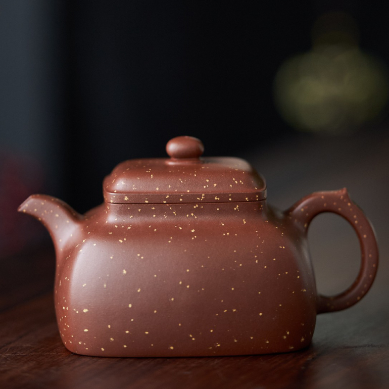 【坦然】-- 從容坦蕩盪，君子大清風。寓示君子進退有節