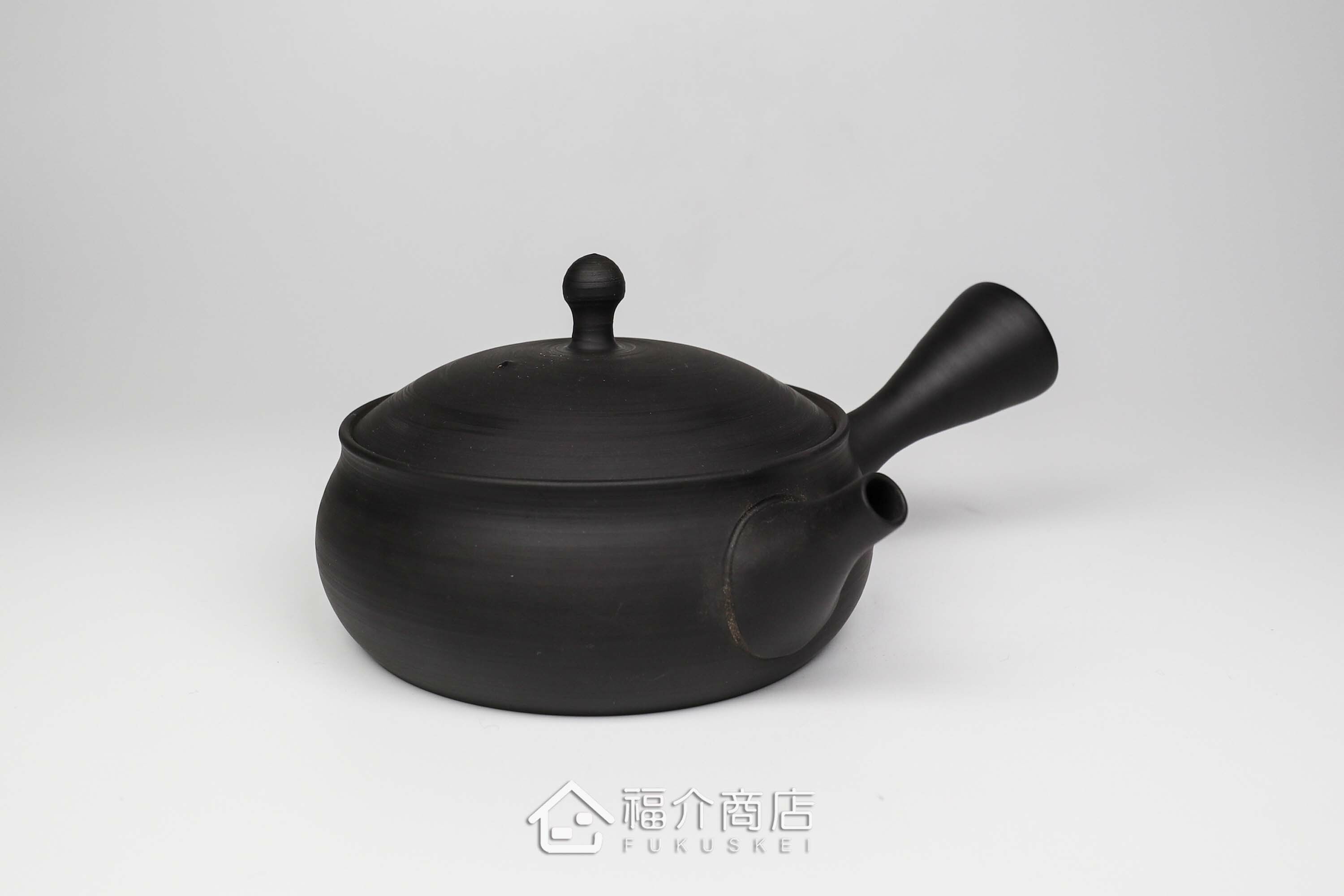 泡茶用的120ml黑色淺型陶壺