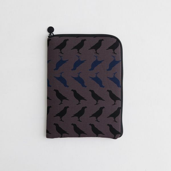 11吋iPad收納包/台灣八哥5號/工匠灰黑