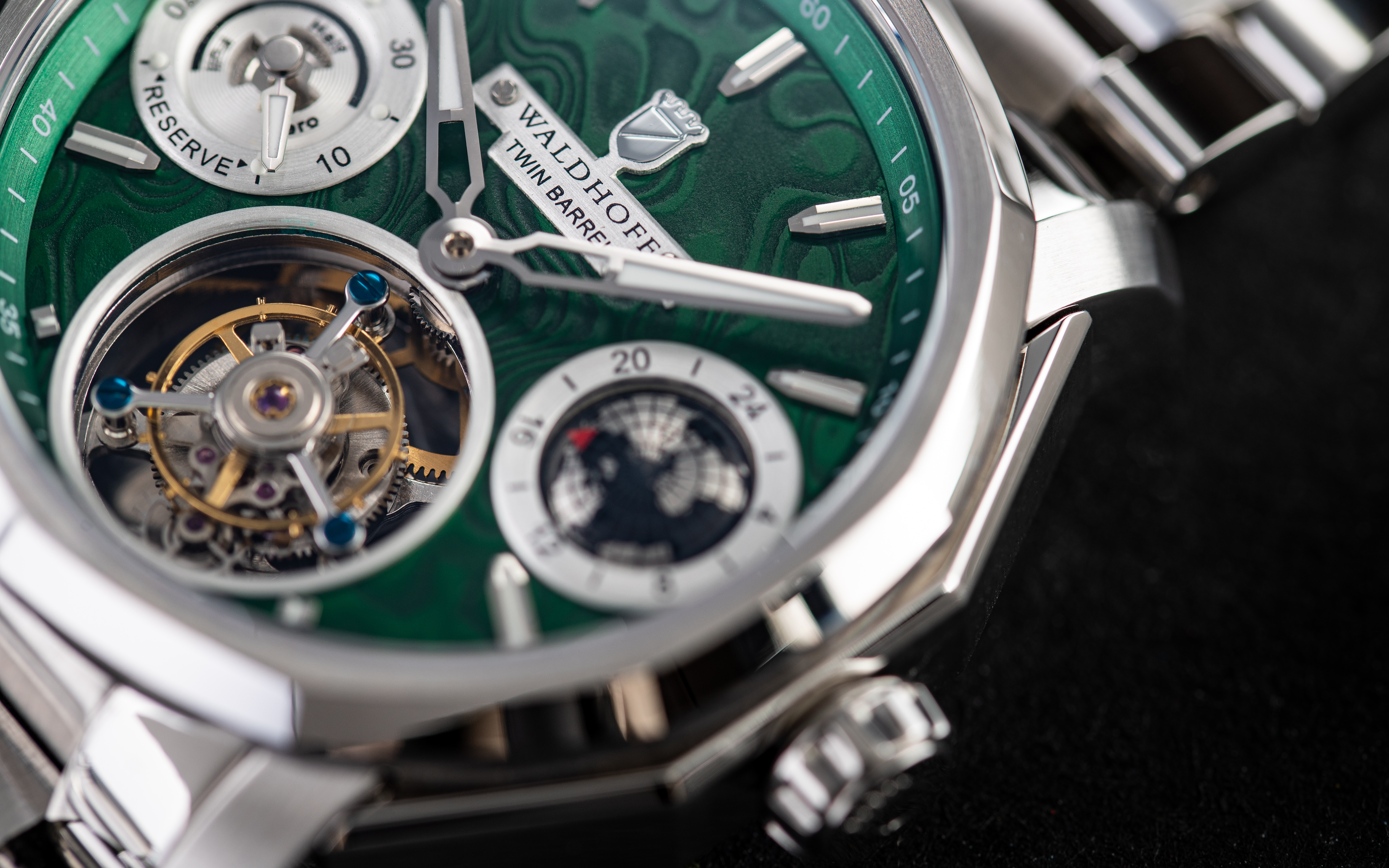 Continental - Emerald