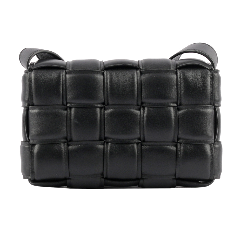 【BOTTEGA VENETA】小羊皮Padded Cassette枕頭編織包(小款)(黑色/金釦)