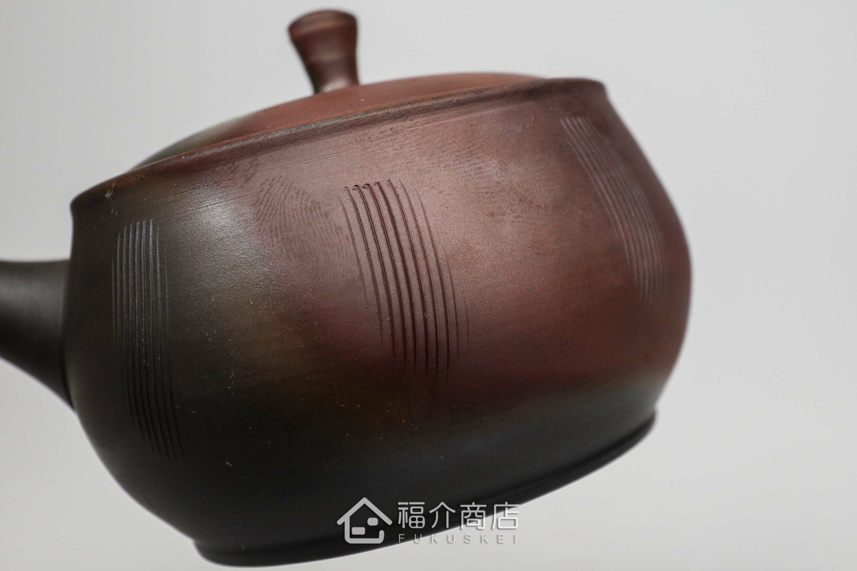 泡茶用的140ml黑色與咖啡色陶壺