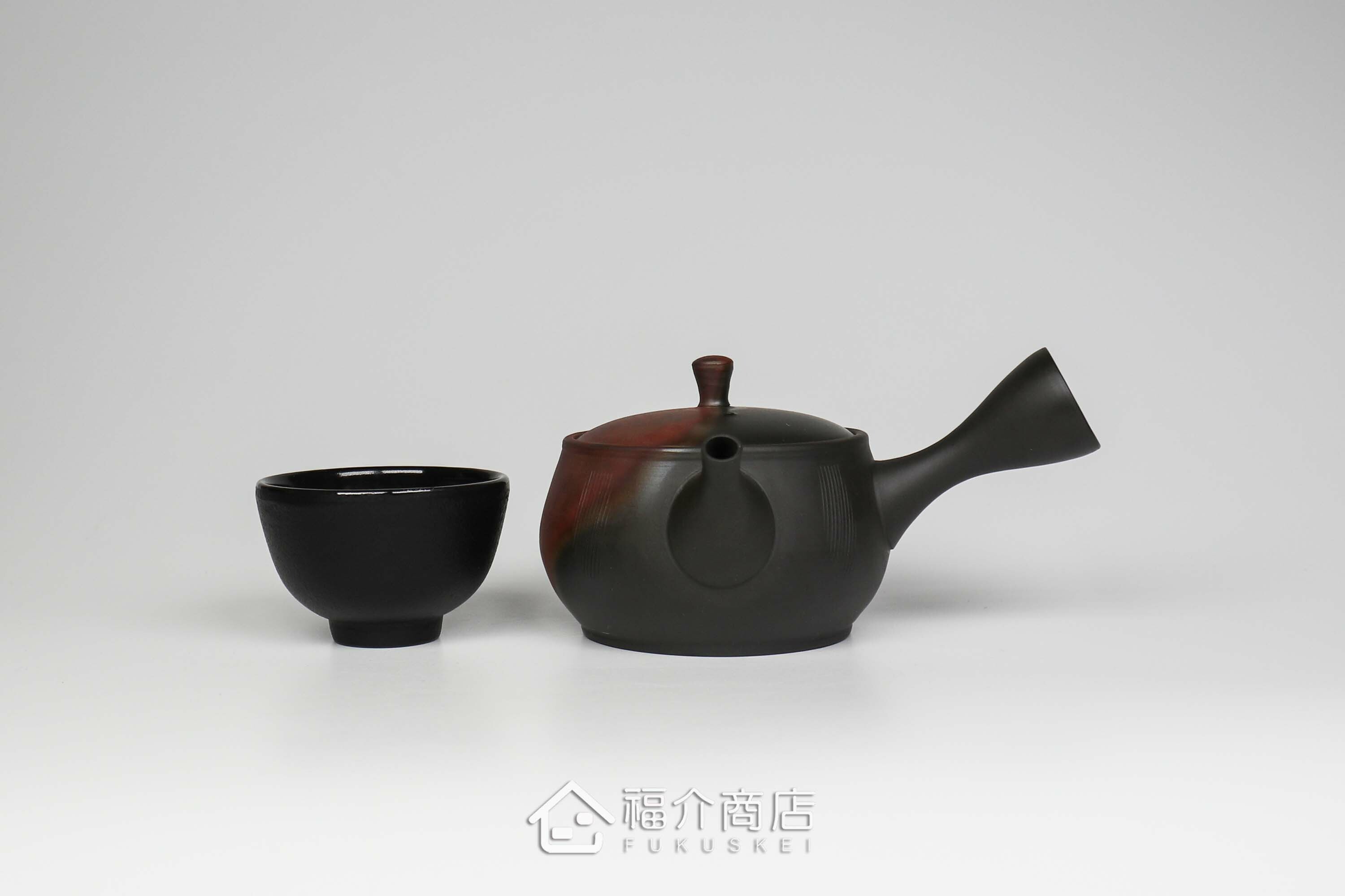 泡茶用的140ml黑色與咖啡色陶壺