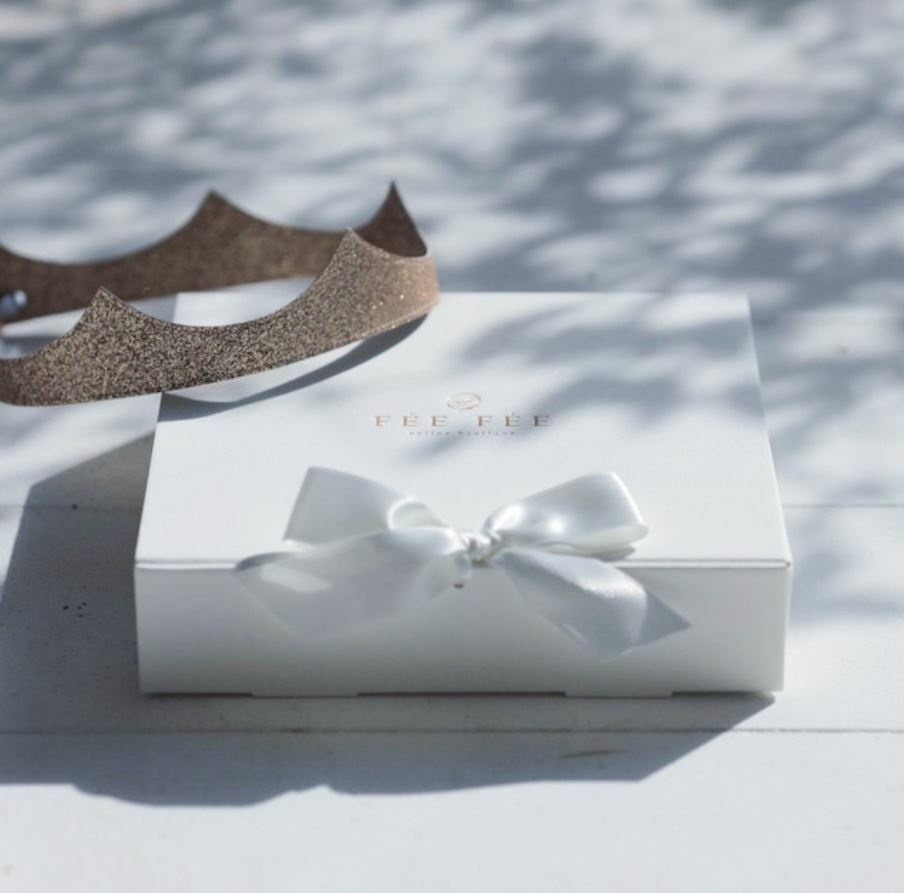 日本 緞帶皇冠 - 金色