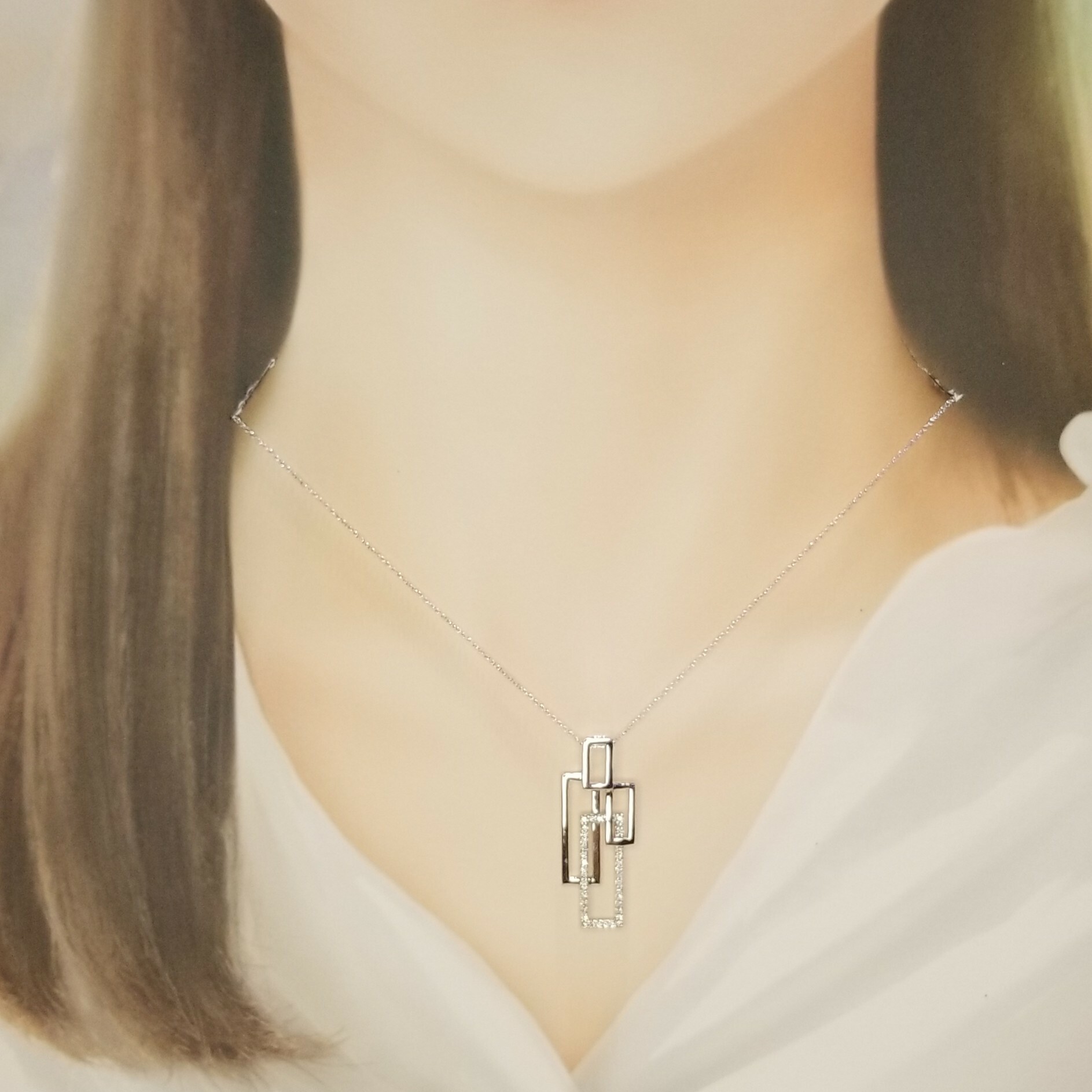 全新18K白金24份鑽石吊墜