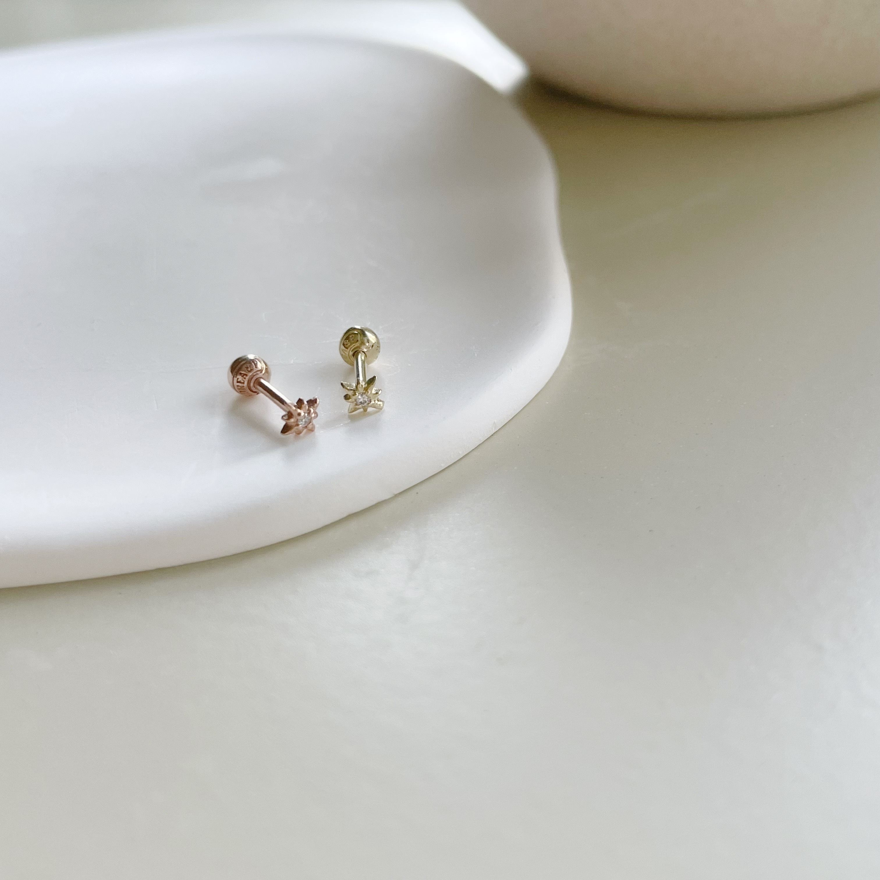 14K mini星芒真鑽轉珠耳環