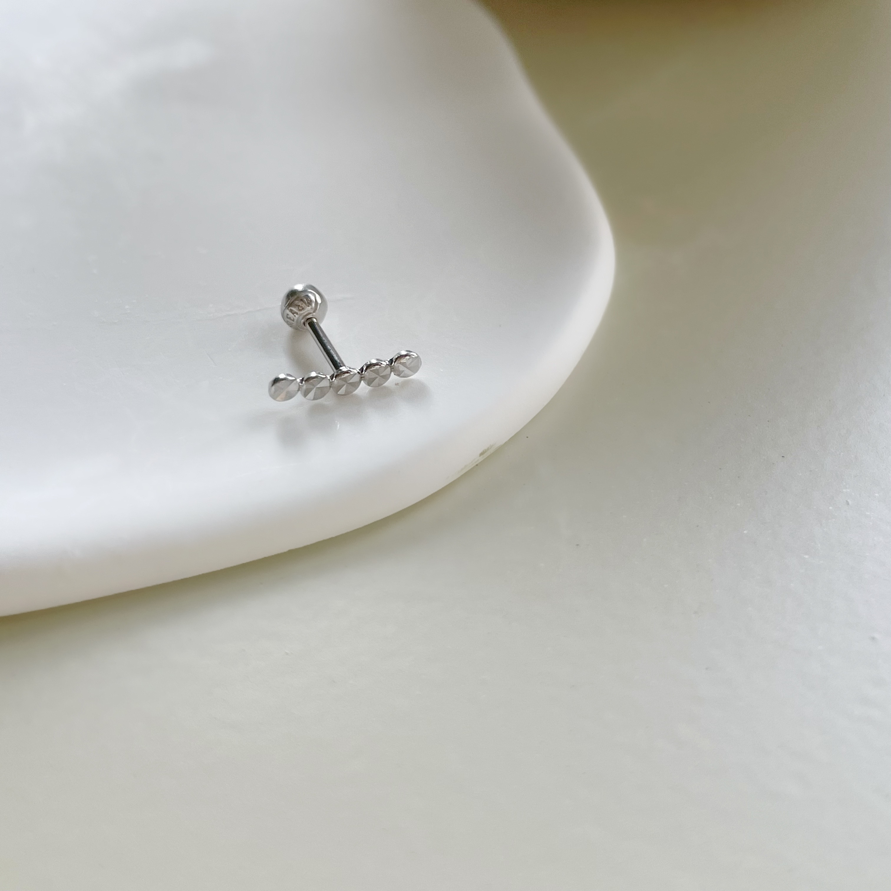 14K五顆彎彎oblate轉珠耳環