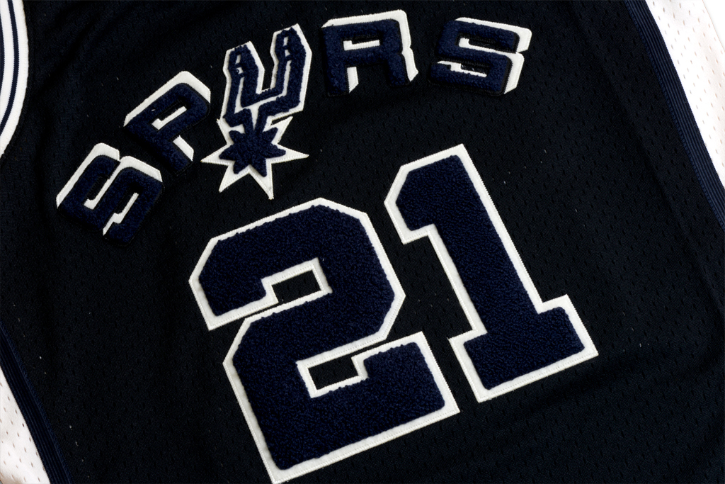 Mitchell & Ness 聖安東尼奧馬刺隊 Tim Duncan 雪尼爾針織 Swingman 球衣