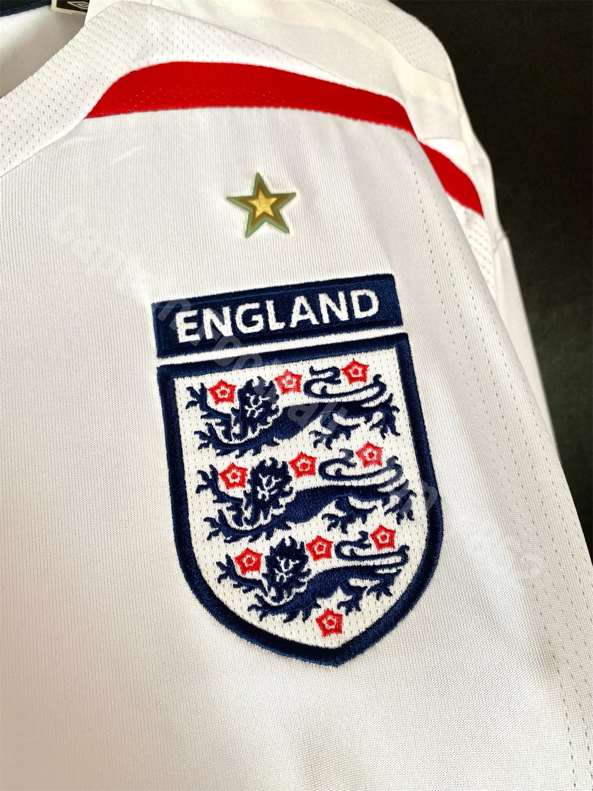 England 2006-2007 Umbro Special Home L/S Shirt BECKHAM