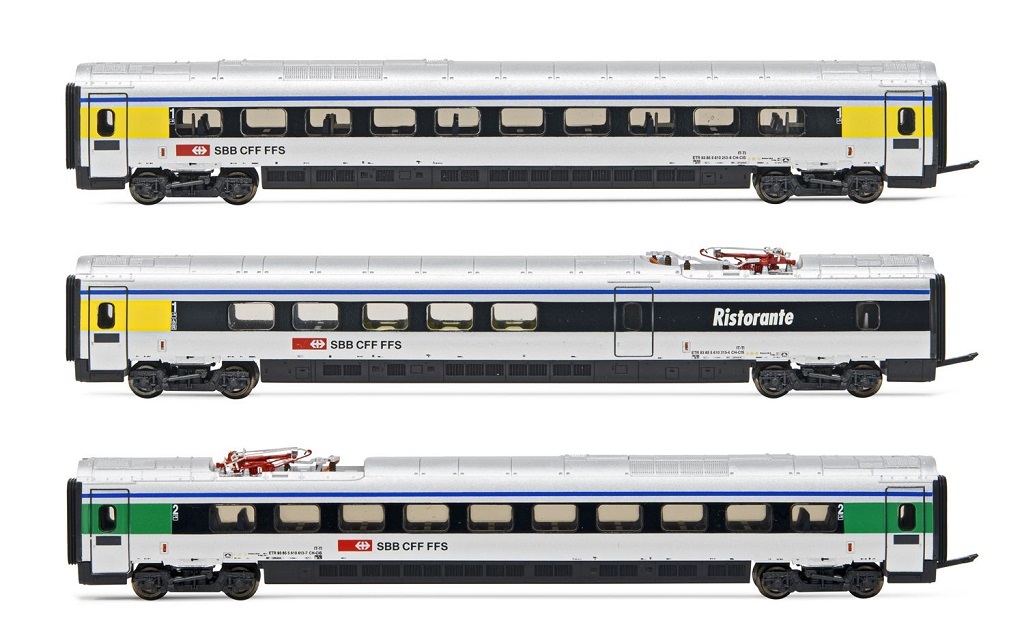 Arnold HN3503 N scale SBB, 3-unit pack intermediate coaches for HN2470, "Cisalpino"-livery, period VI