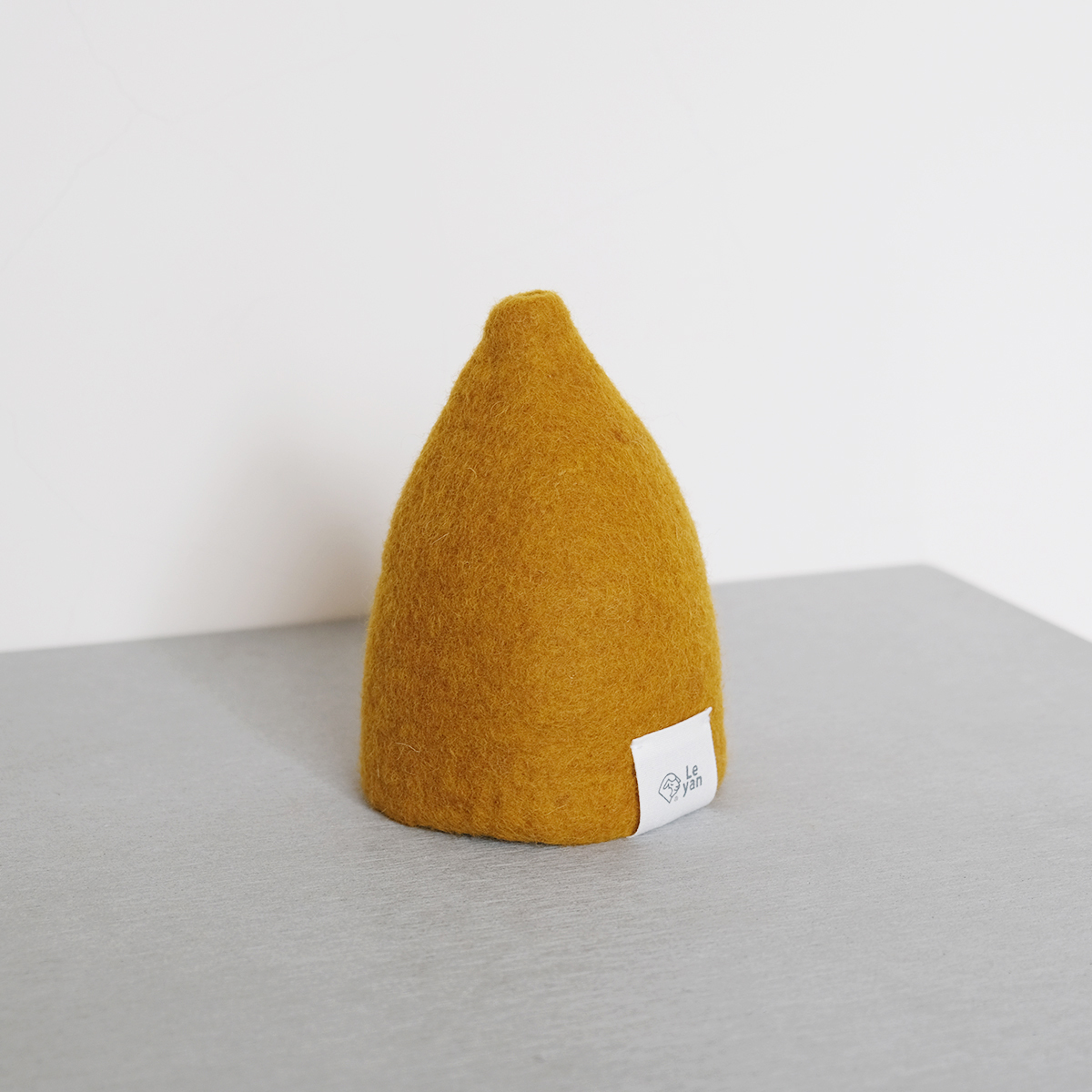 樂洋＋ collection / 手工居家花瓶 / 薑黃色 / 蘑菇瓶 M